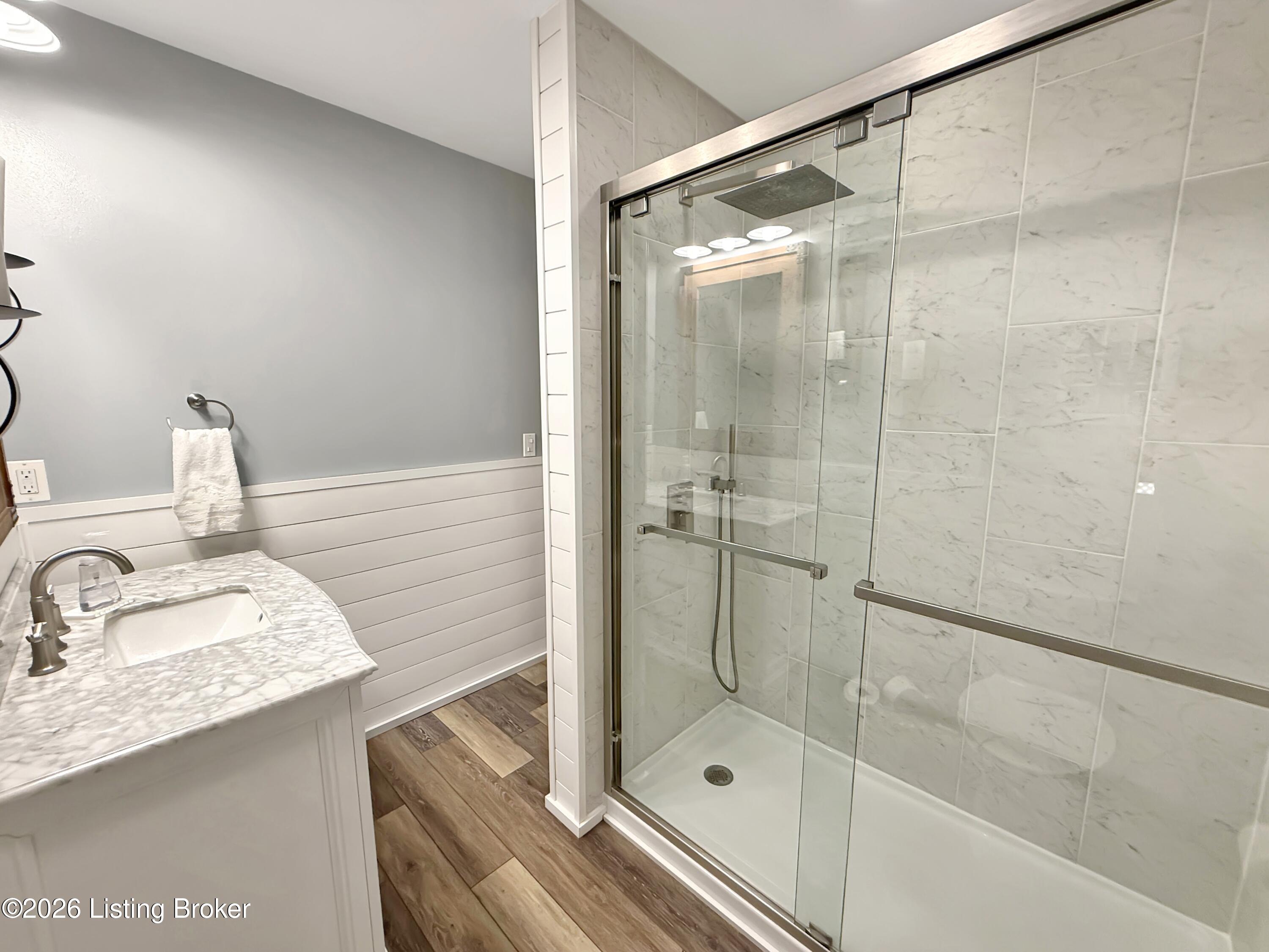 307 Laverne Ct Property Photo 42