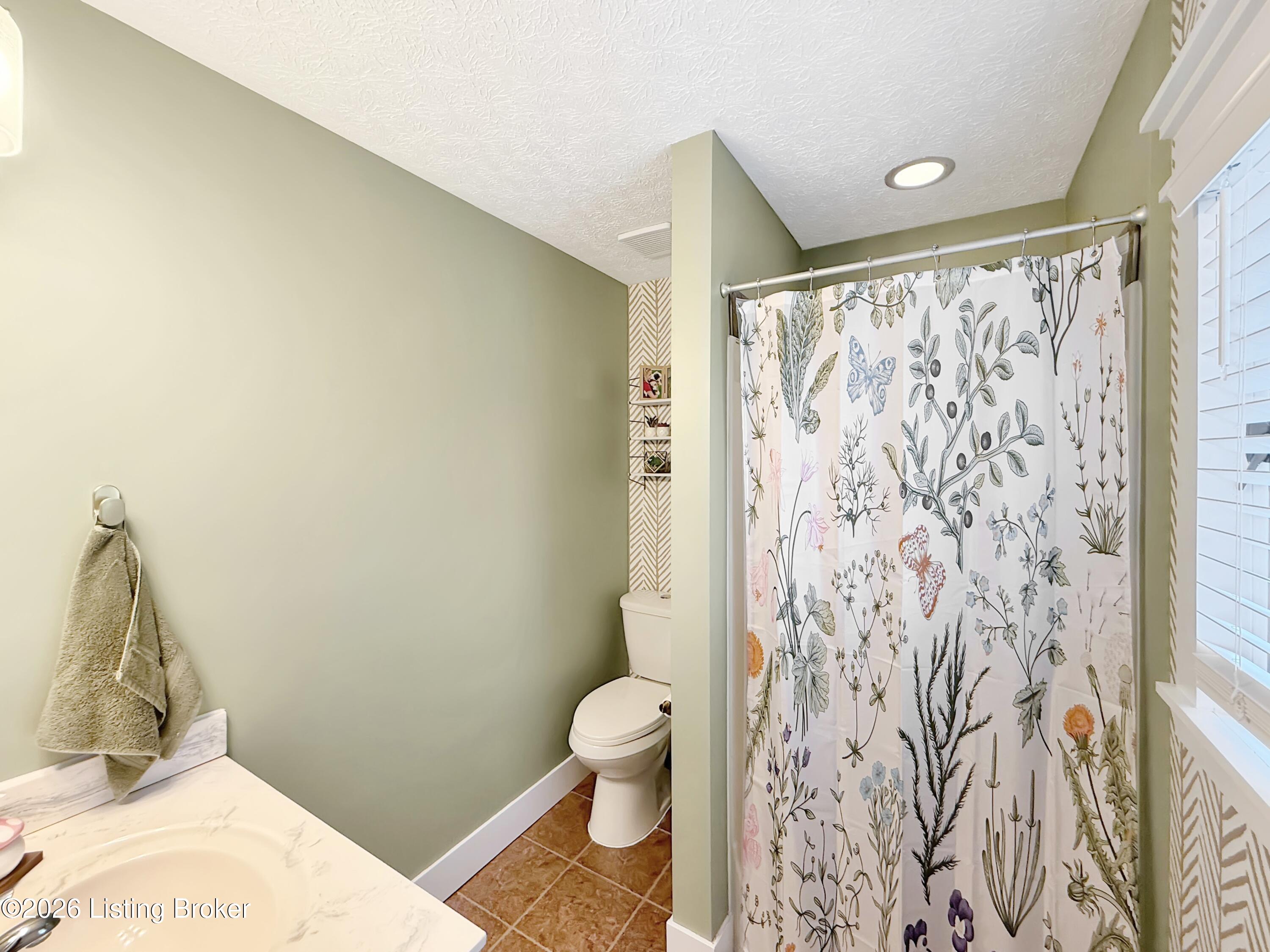 307 Laverne Ct Property Photo 59