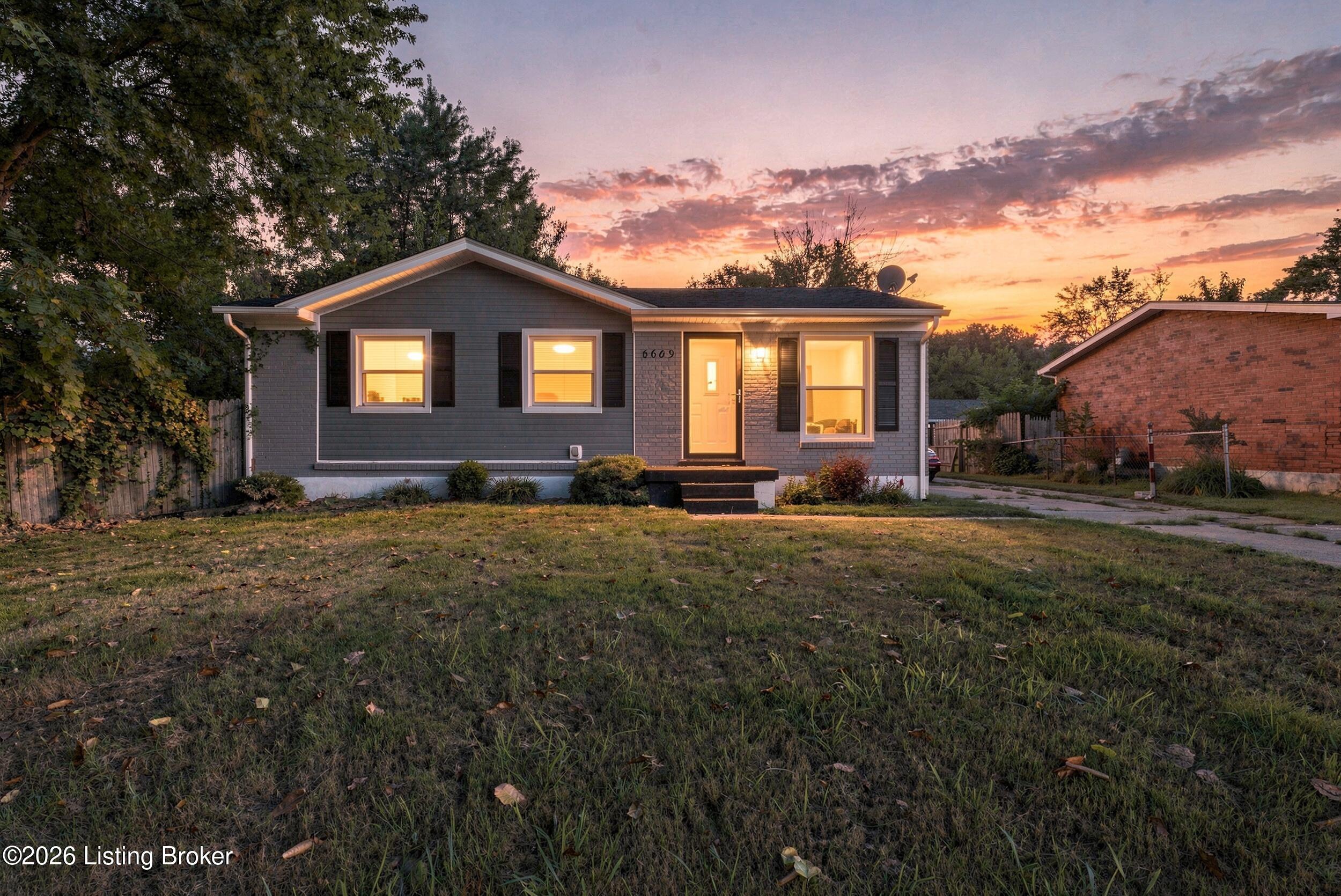 6609 Stana Dr Property Photo 1