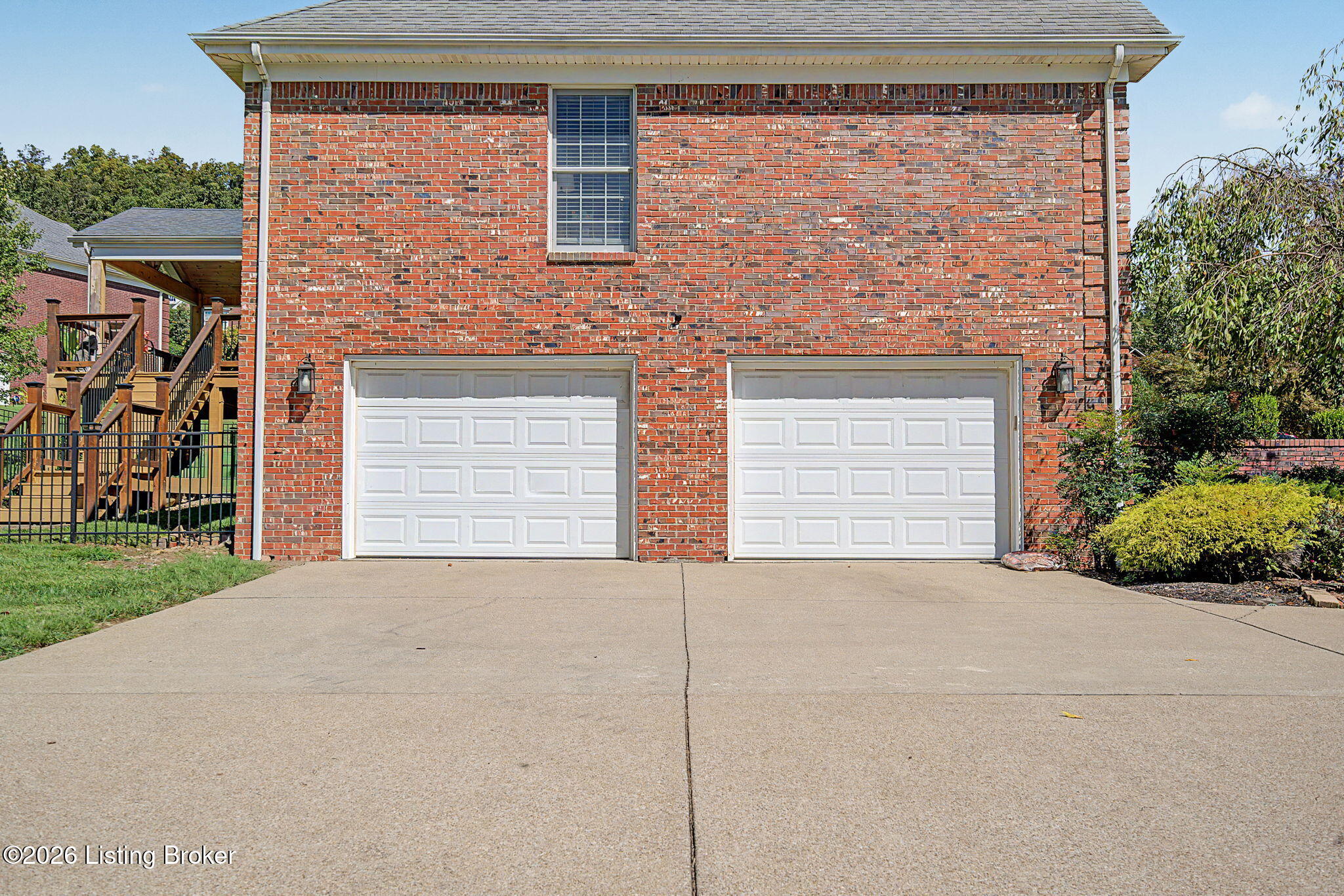 440 S Peak Ave Property Photo 4