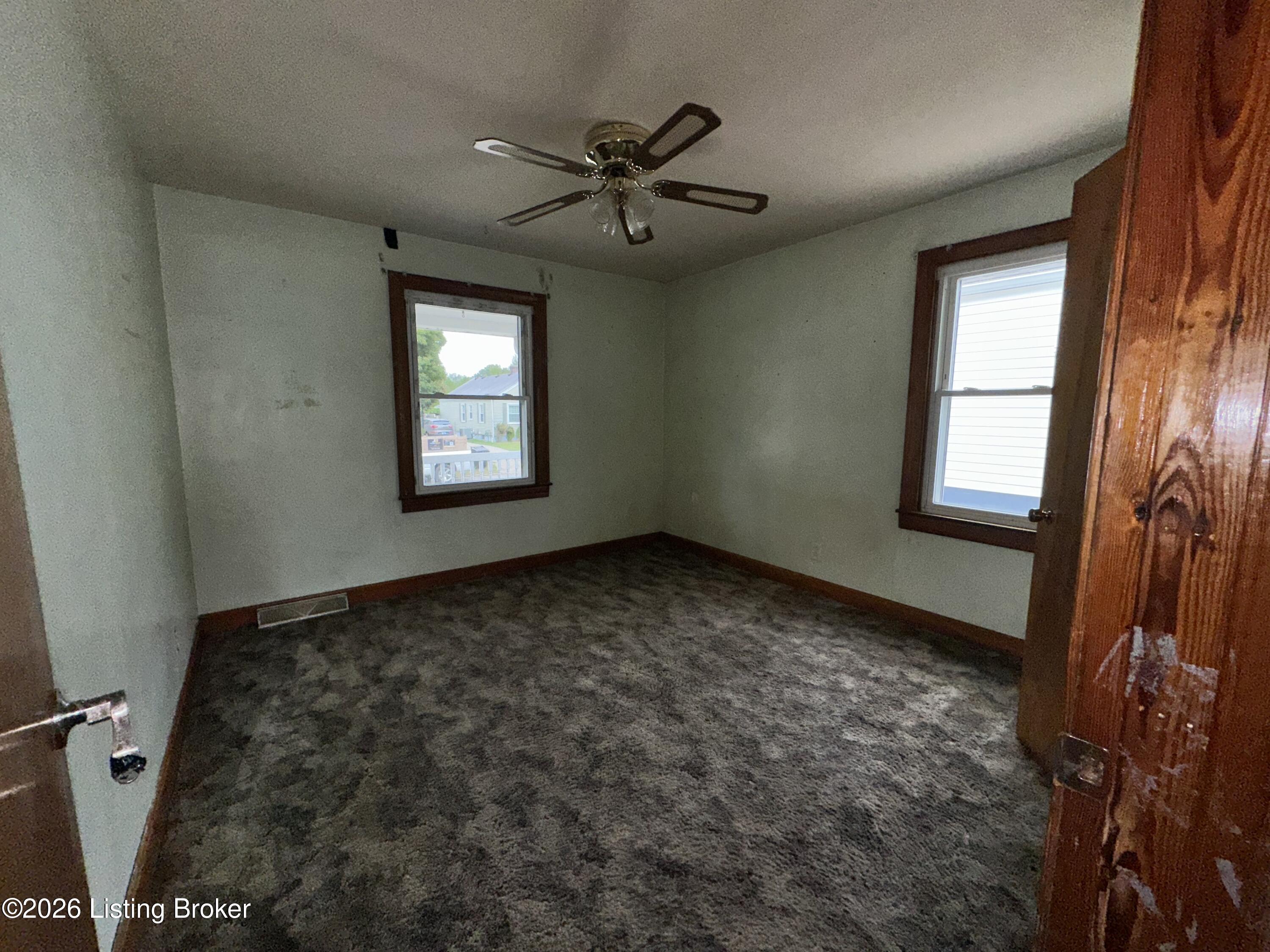 1346 Lillian Ave Property Photo 16