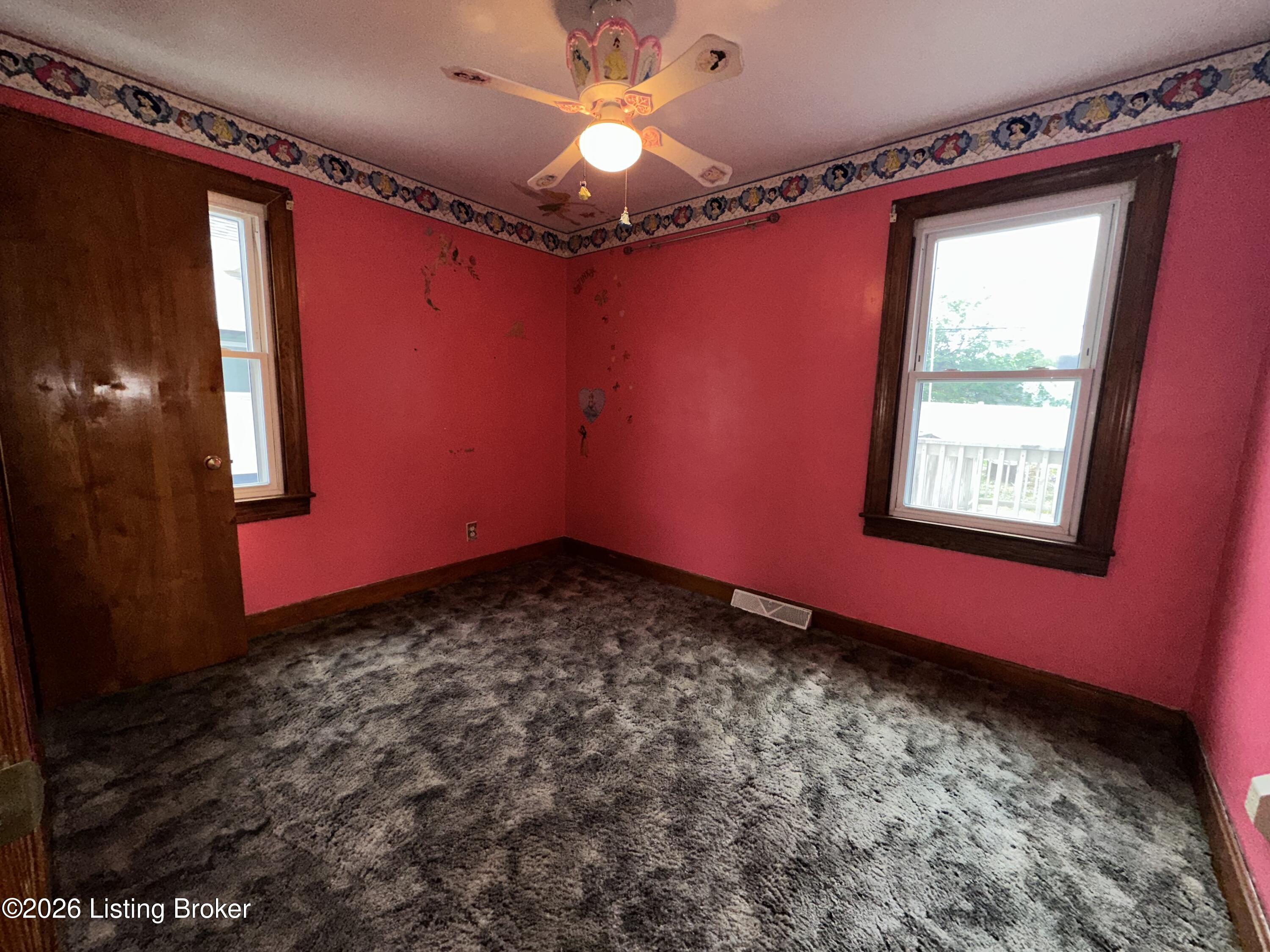 1346 Lillian Ave Property Photo 19