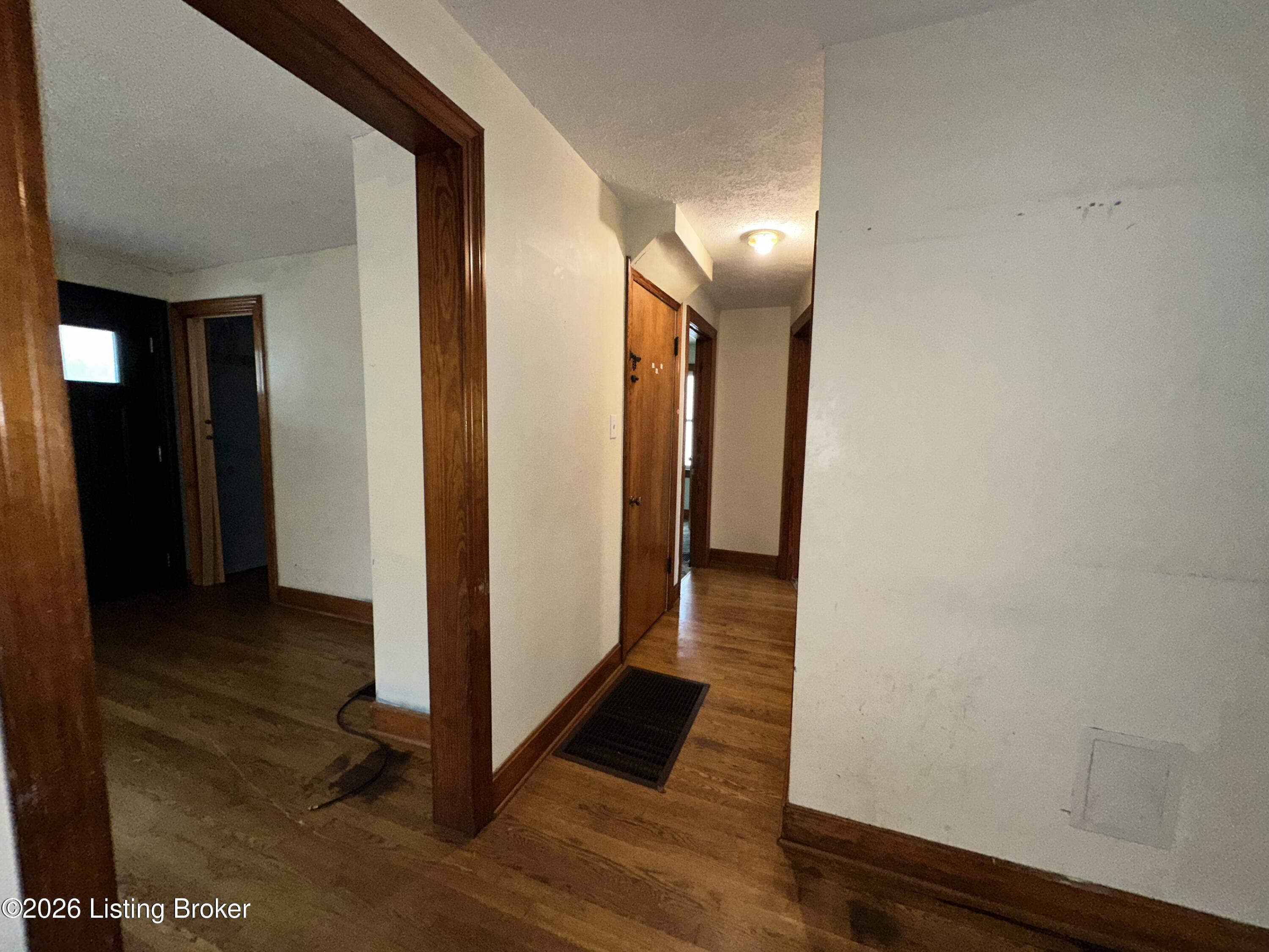 1346 Lillian Ave Property Photo 21