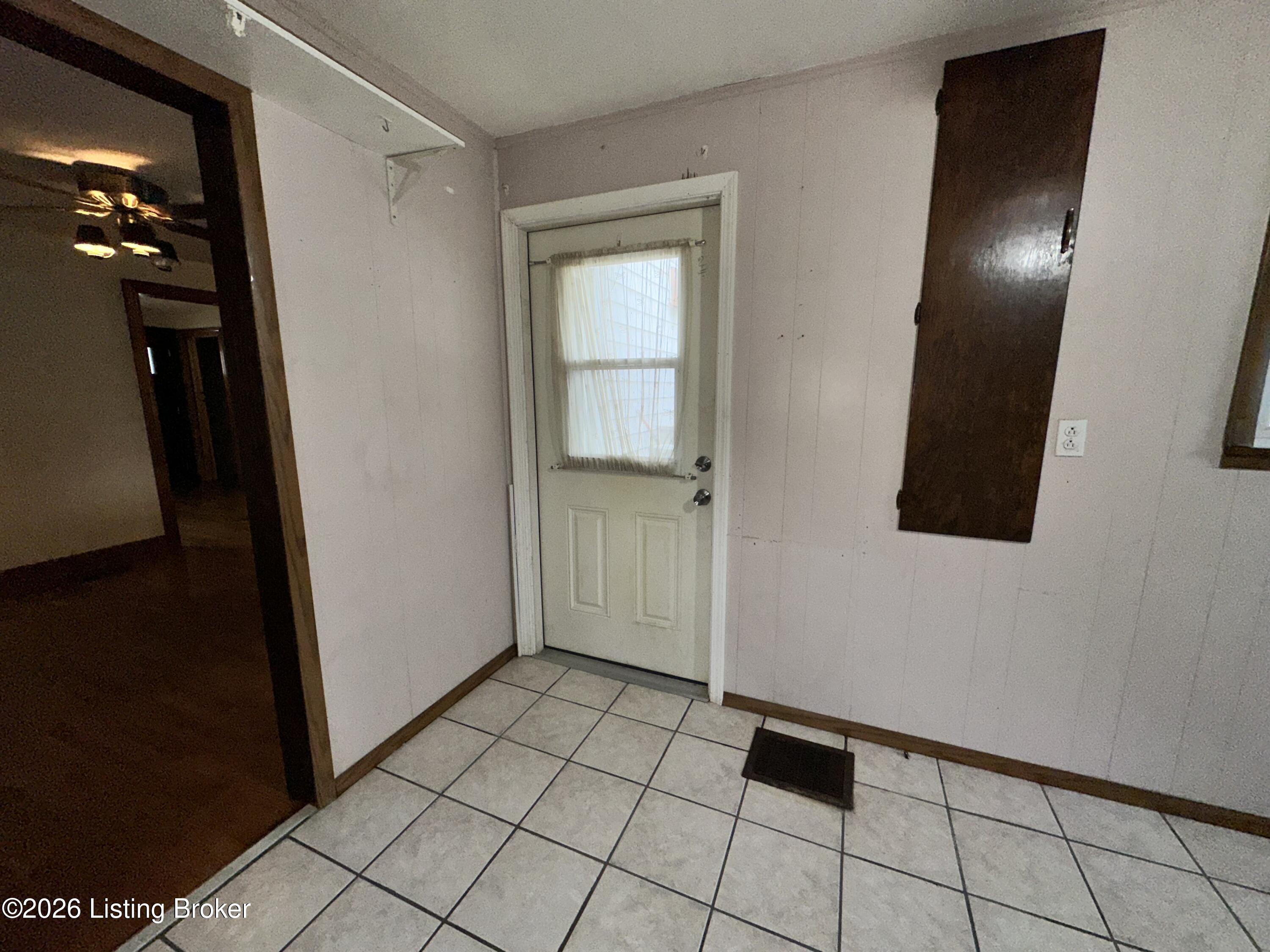 1346 Lillian Ave Property Photo 22