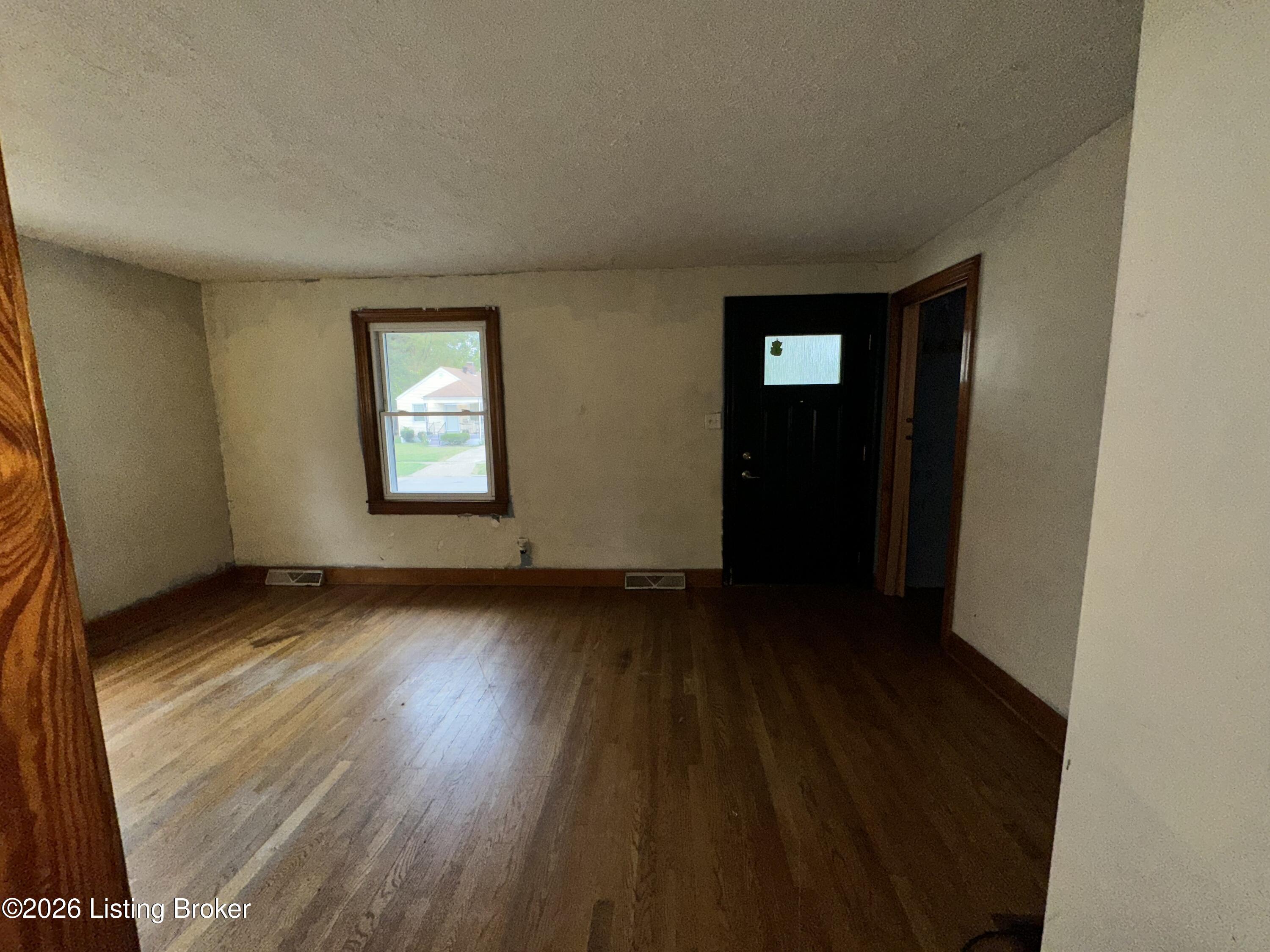 1346 Lillian Ave Property Photo 35