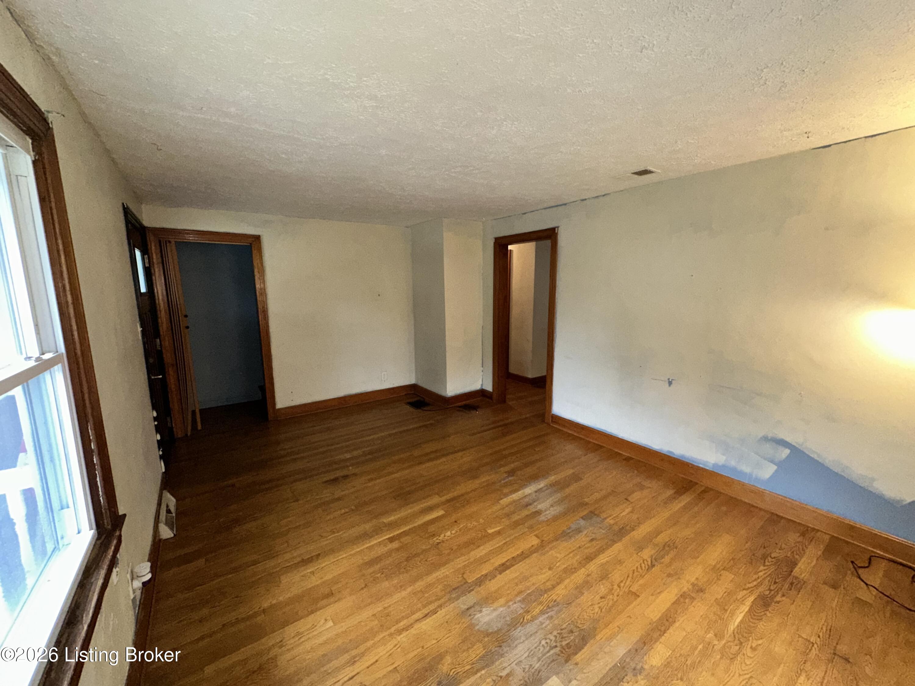1346 Lillian Ave Property Photo 40