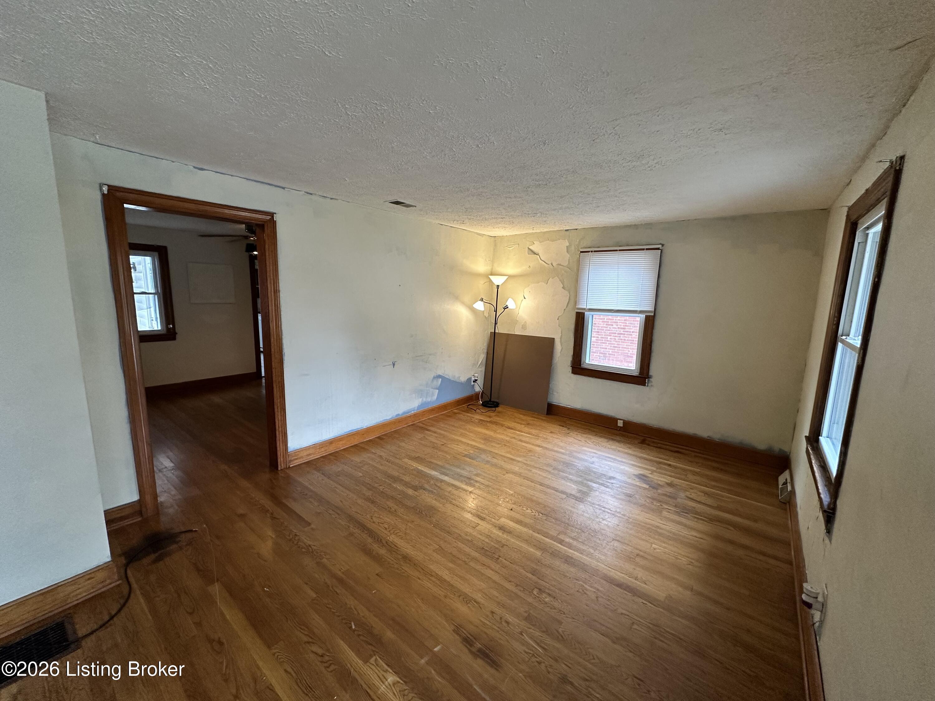 1346 Lillian Ave Property Photo 42