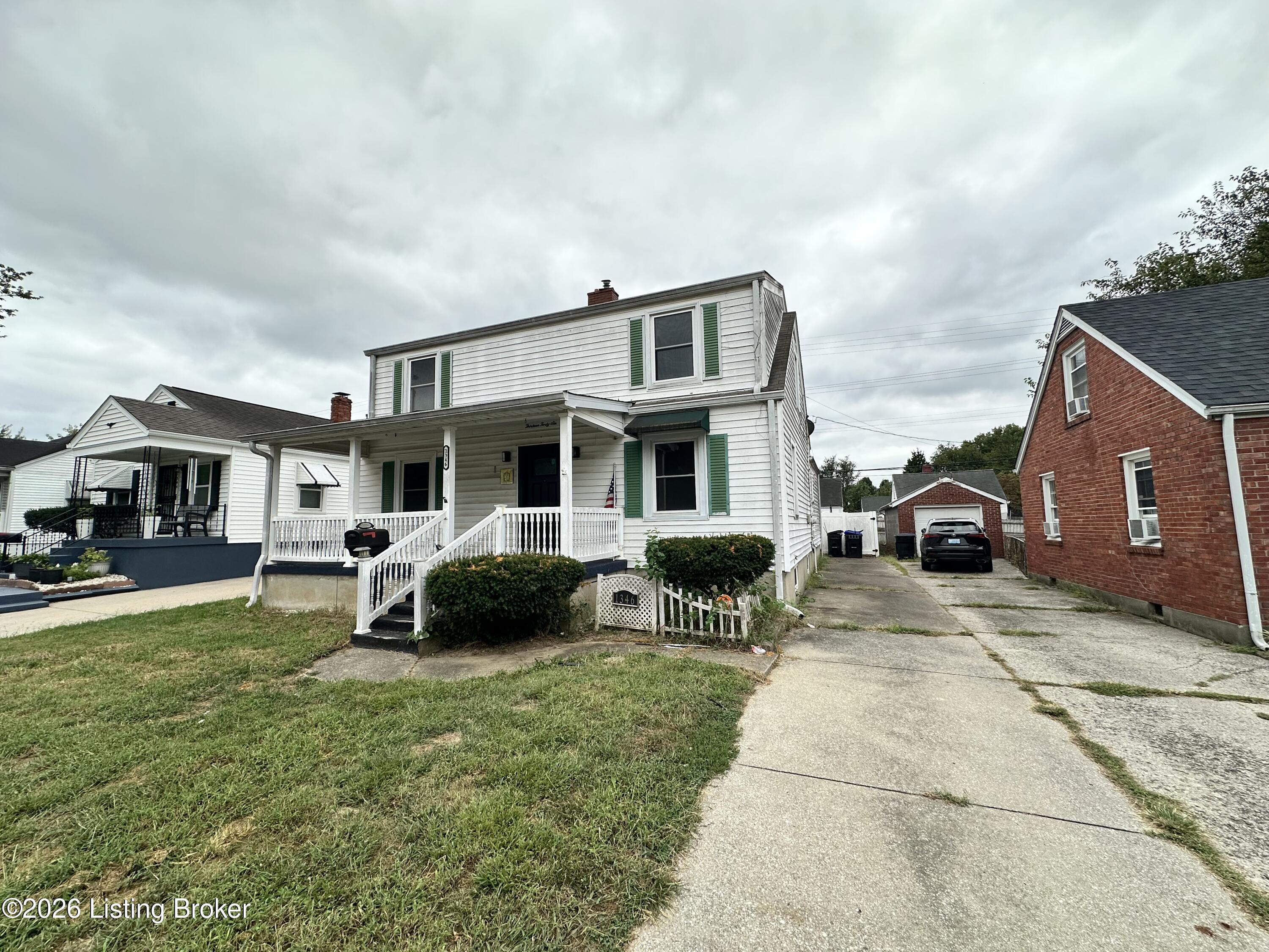 1346 Lillian Ave Property Photo 44