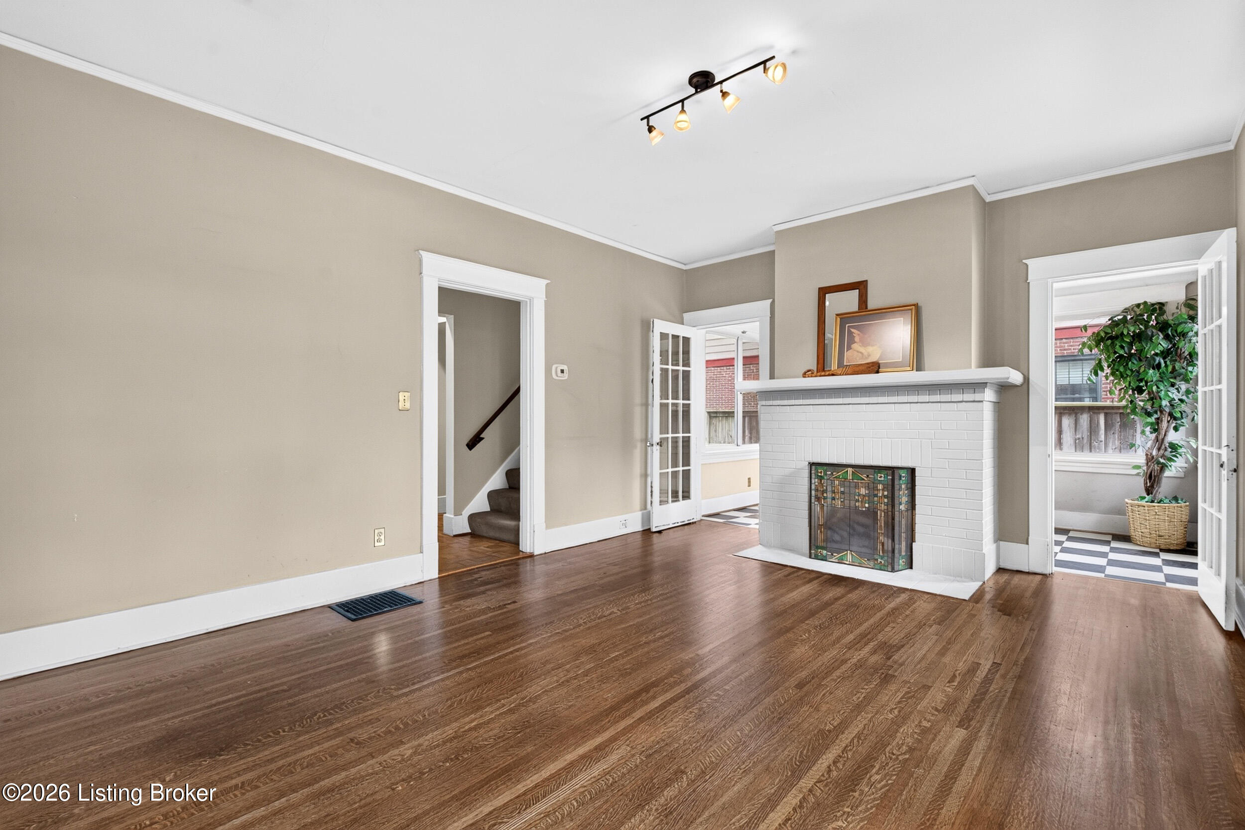 2537 Carolina Ave Property Photo 10