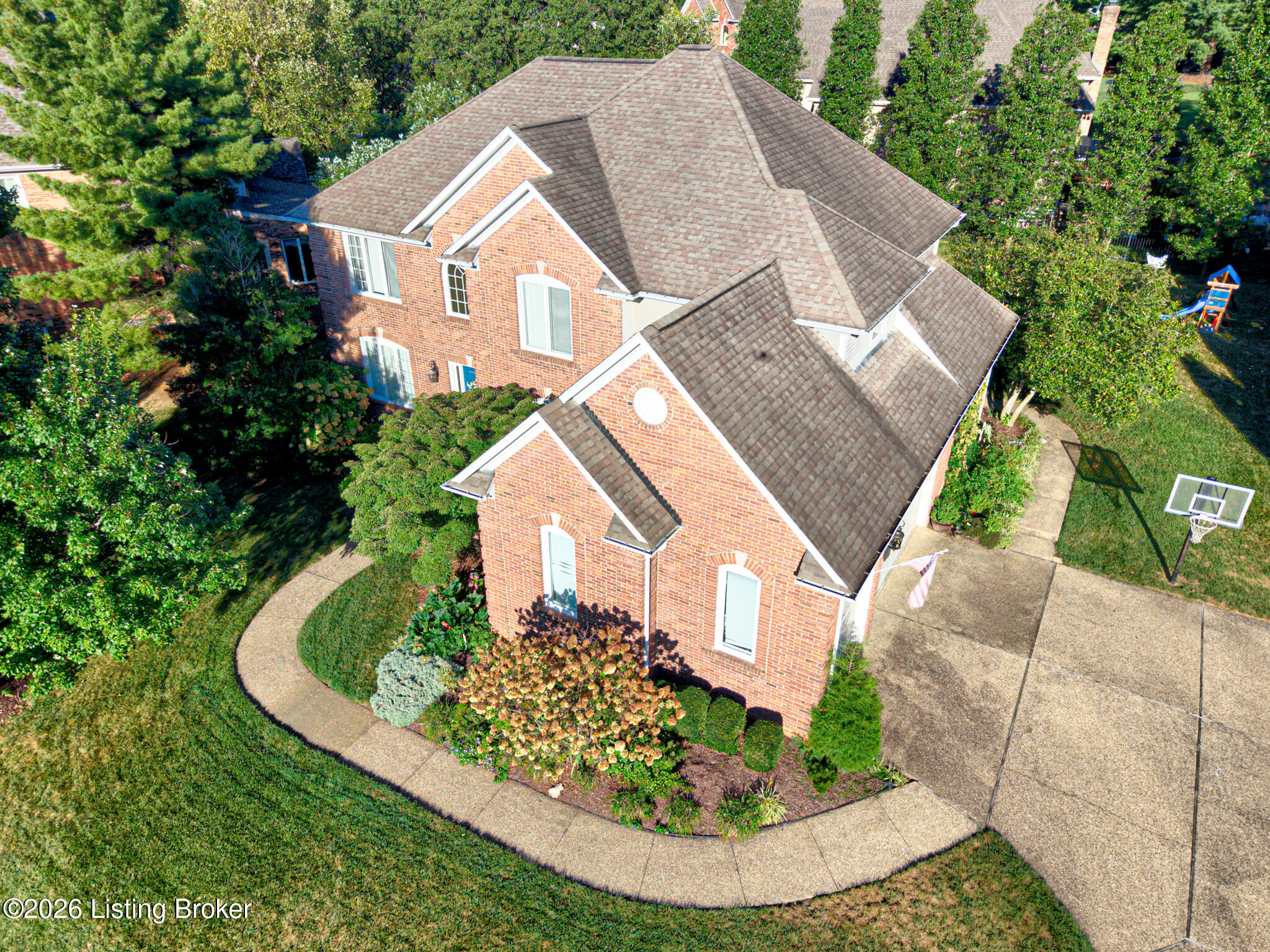 1302 Isleworth Dr Property Photo 1