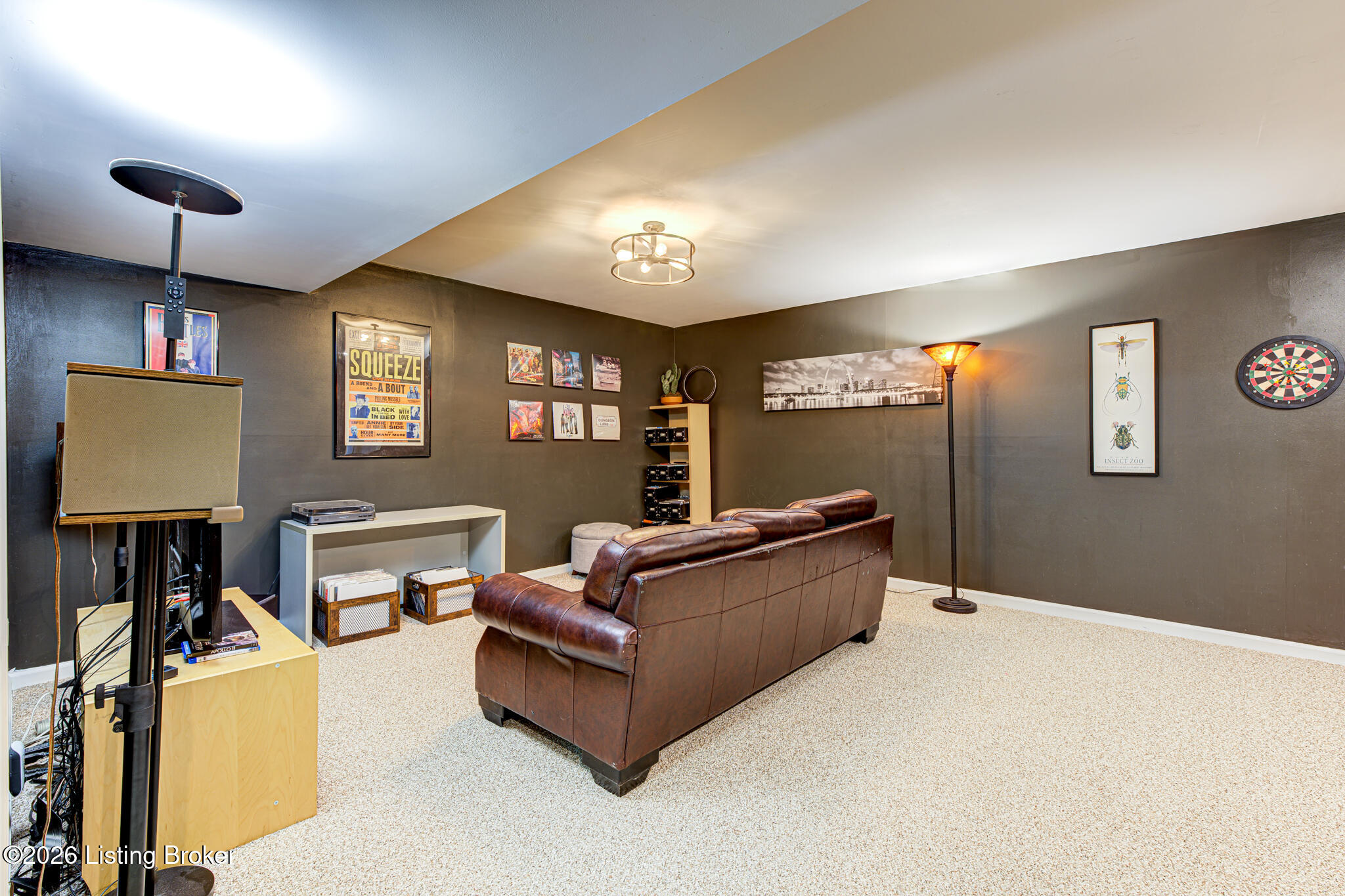 1302 Isleworth Dr Property Photo 48
