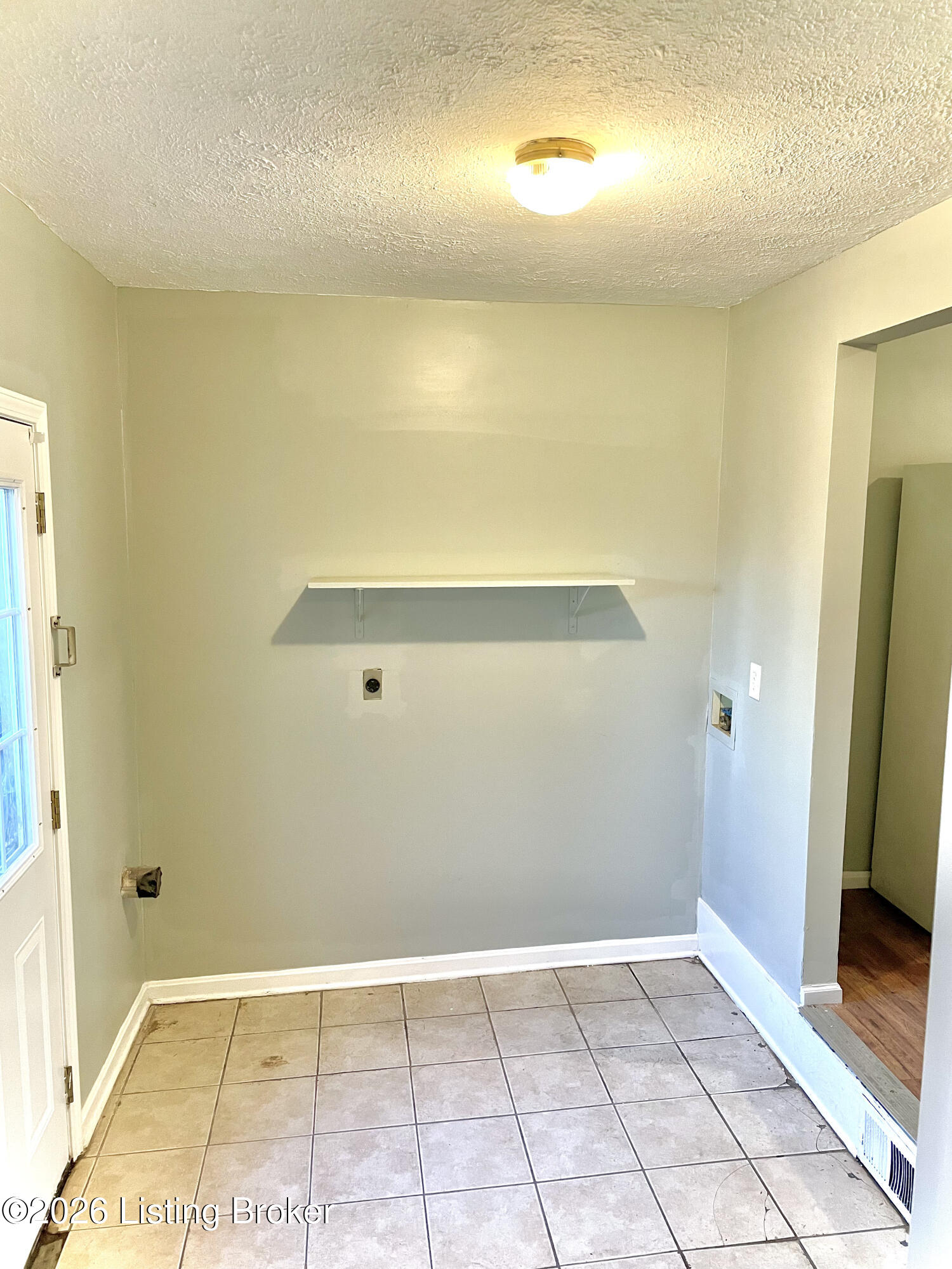 2631 W Kentucky St Property Photo 10