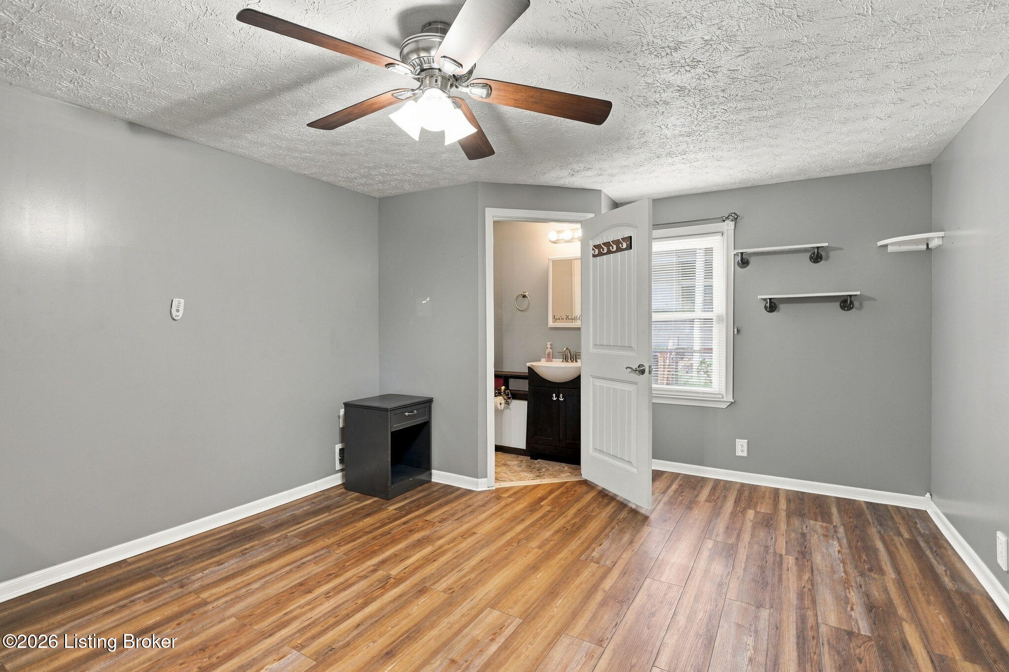 123 Ottawa Ave Property Photo 37