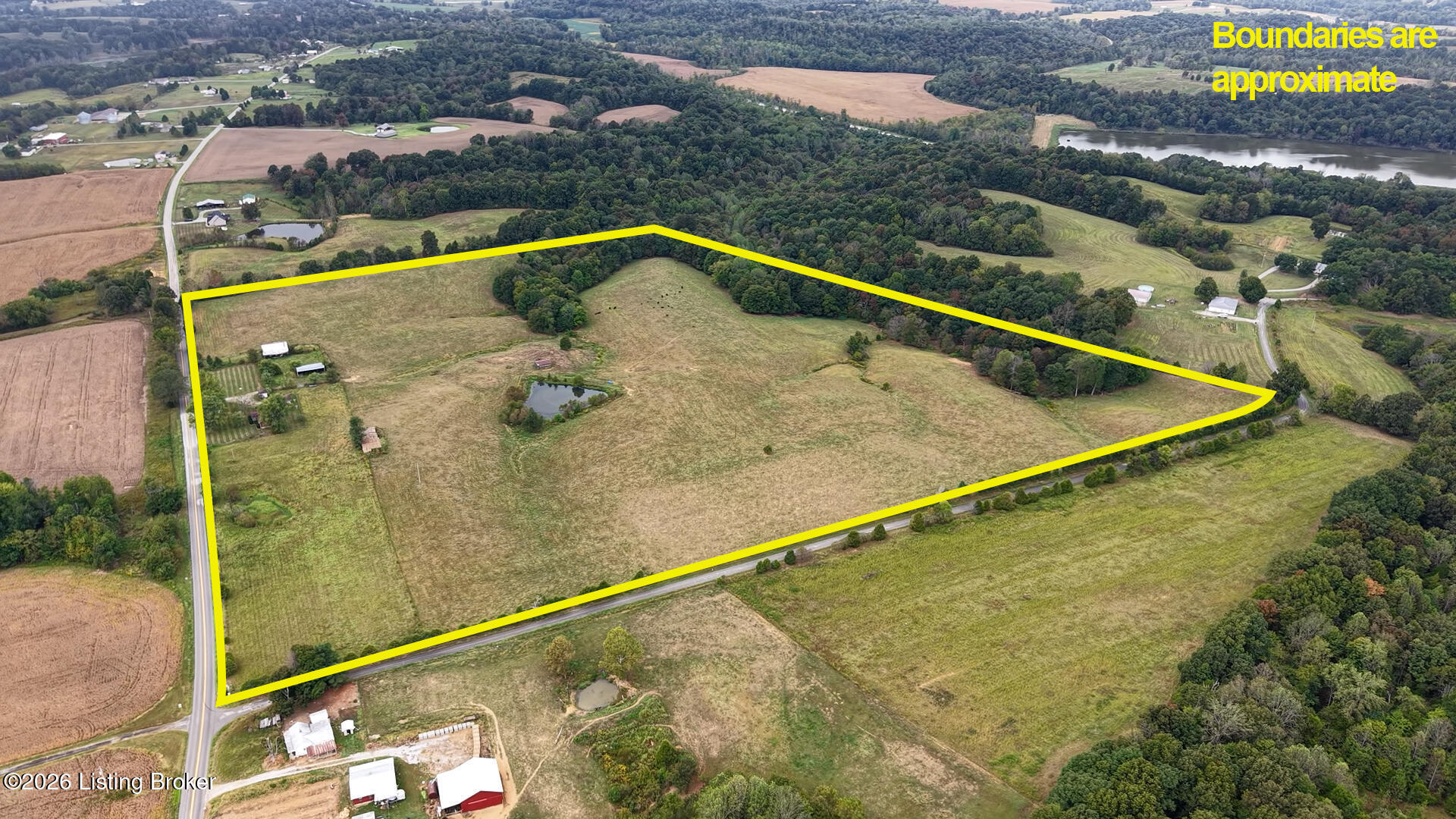 2924 Caney Creek Rd Property Photo 2