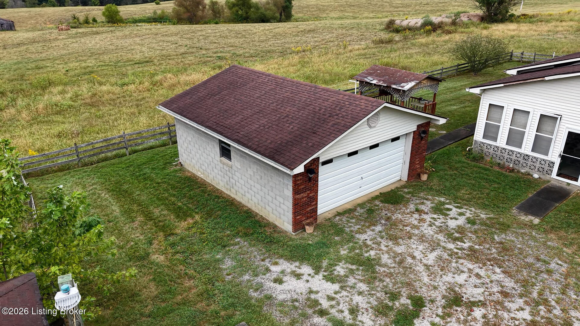 2924 Caney Creek Rd Property Photo 14