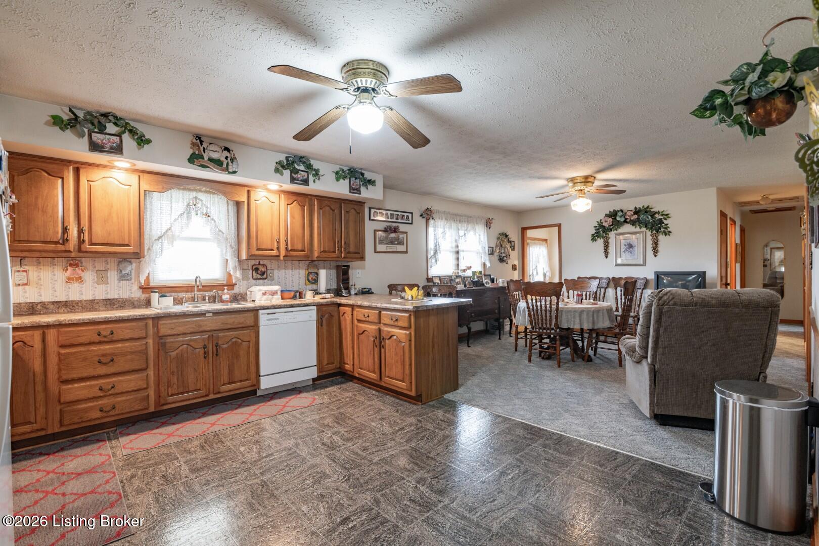 2924 Caney Creek Rd Property Photo 21