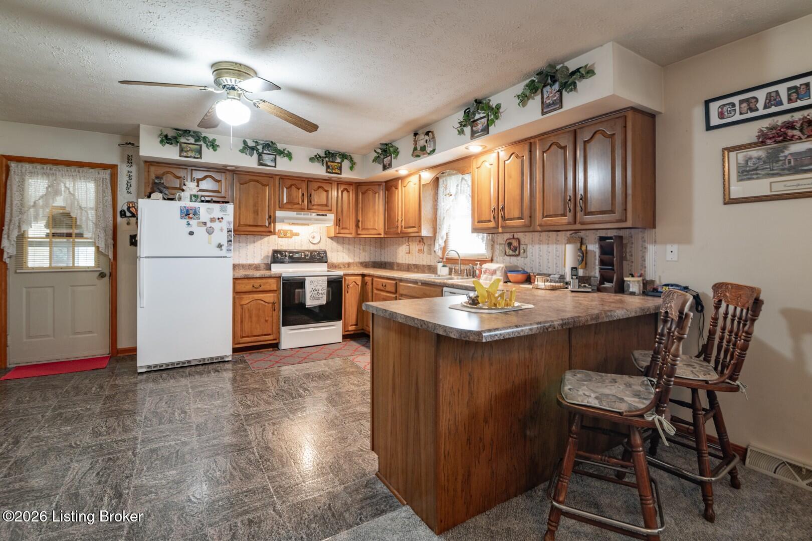 2924 Caney Creek Rd Property Photo 25
