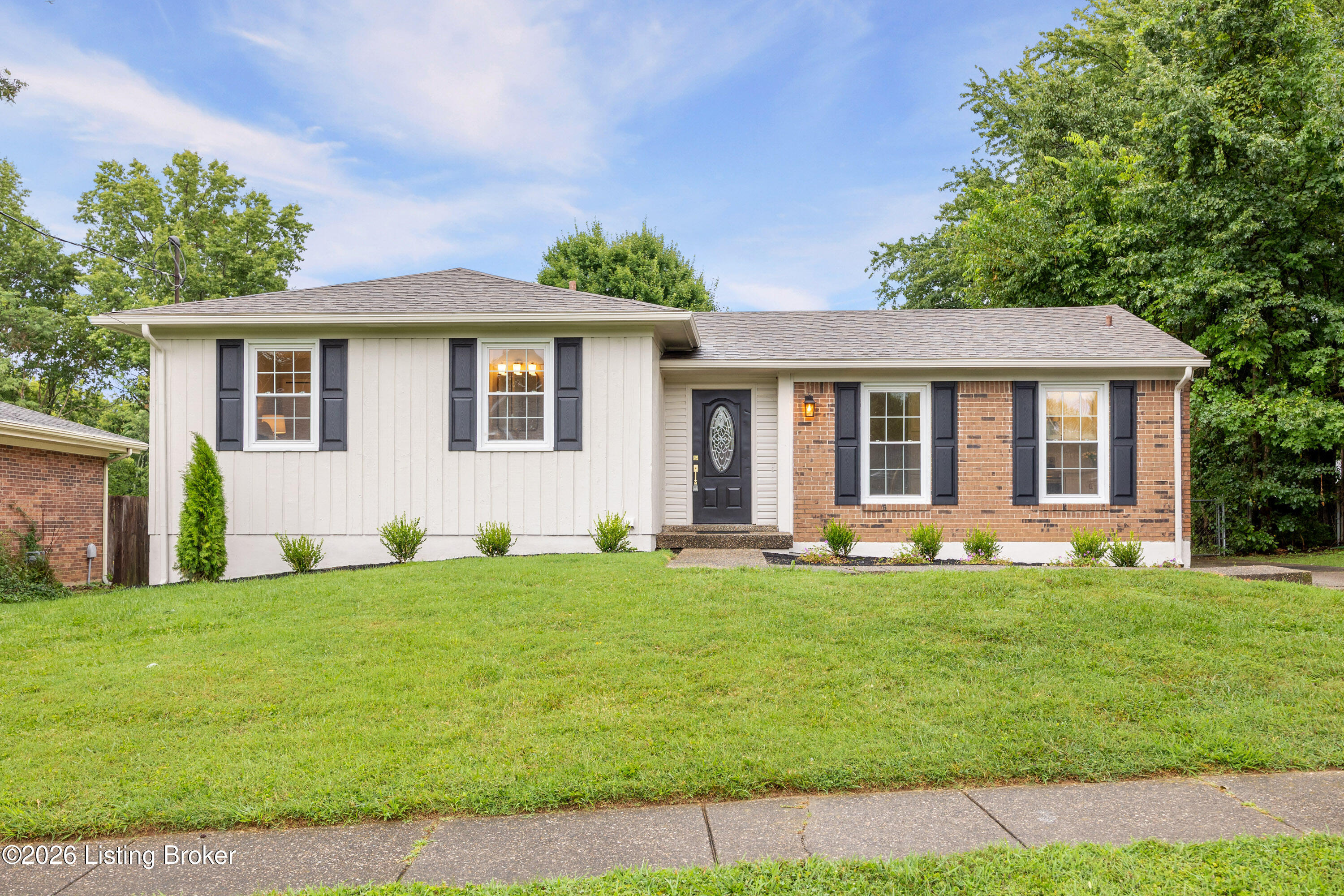 9209 Willowwood Way Property Photo 1