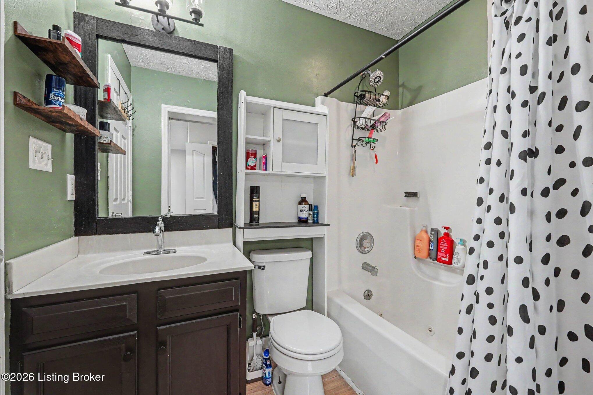 1513 Daverman Dr Property Photo 10