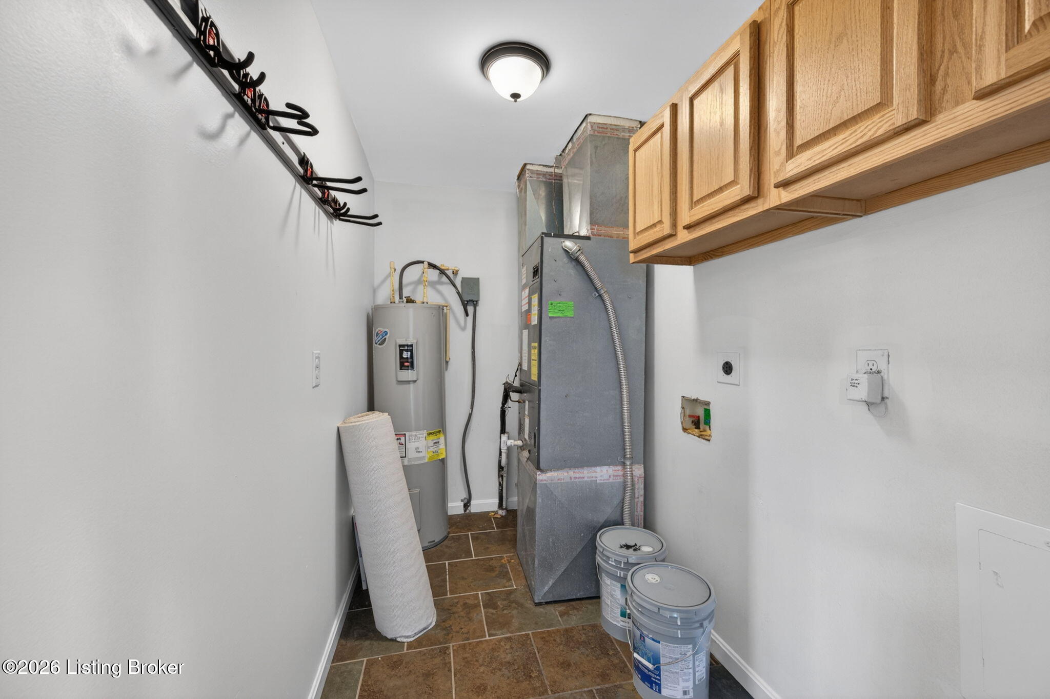 4327 S 1st St Property Photo 21