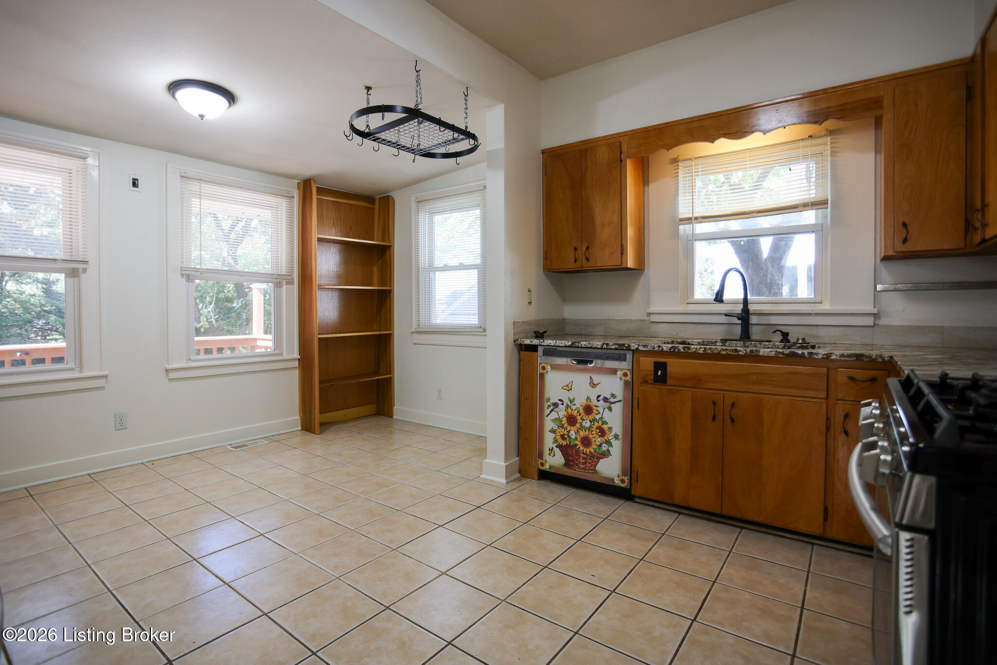 2221 Beargrass Ave Property Photo 13