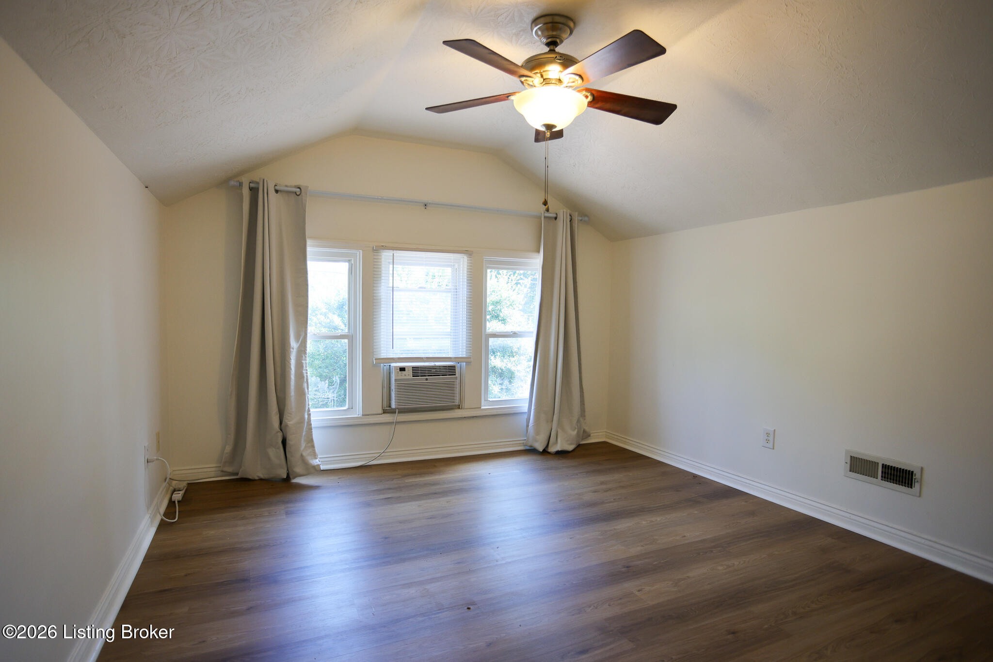 2221 Beargrass Ave Property Photo 28