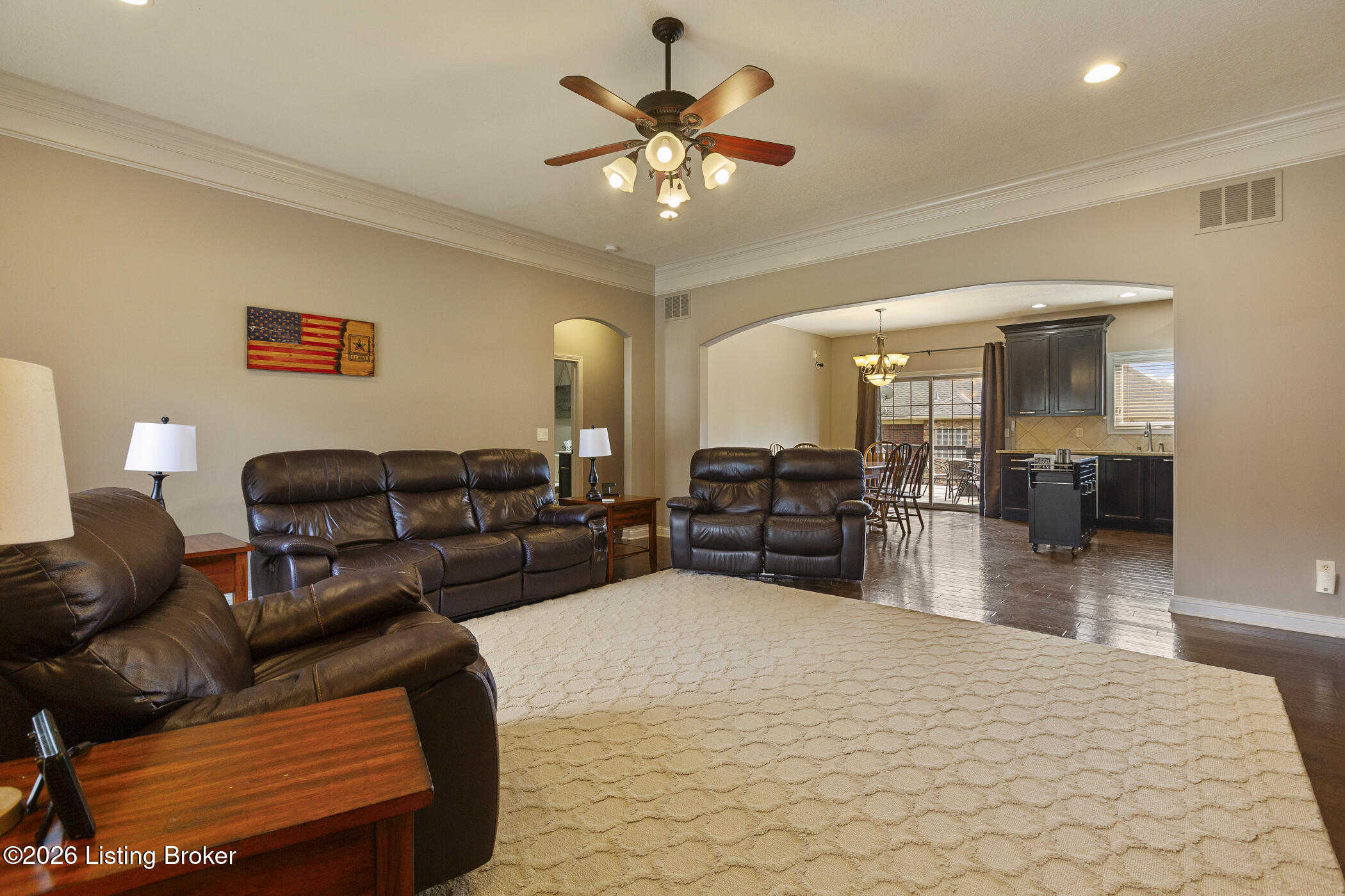 4063 Viewcrest Loop Property Photo 6