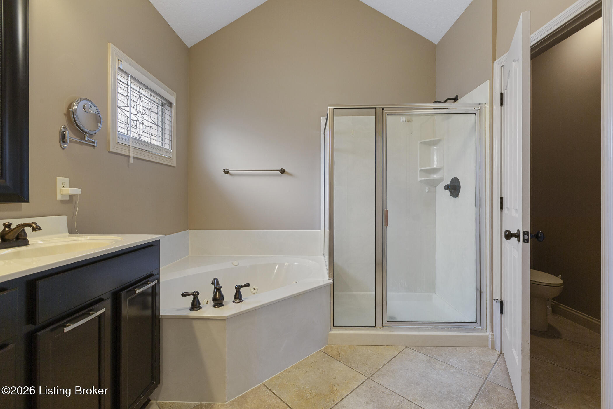 4063 Viewcrest Loop Property Photo 15
