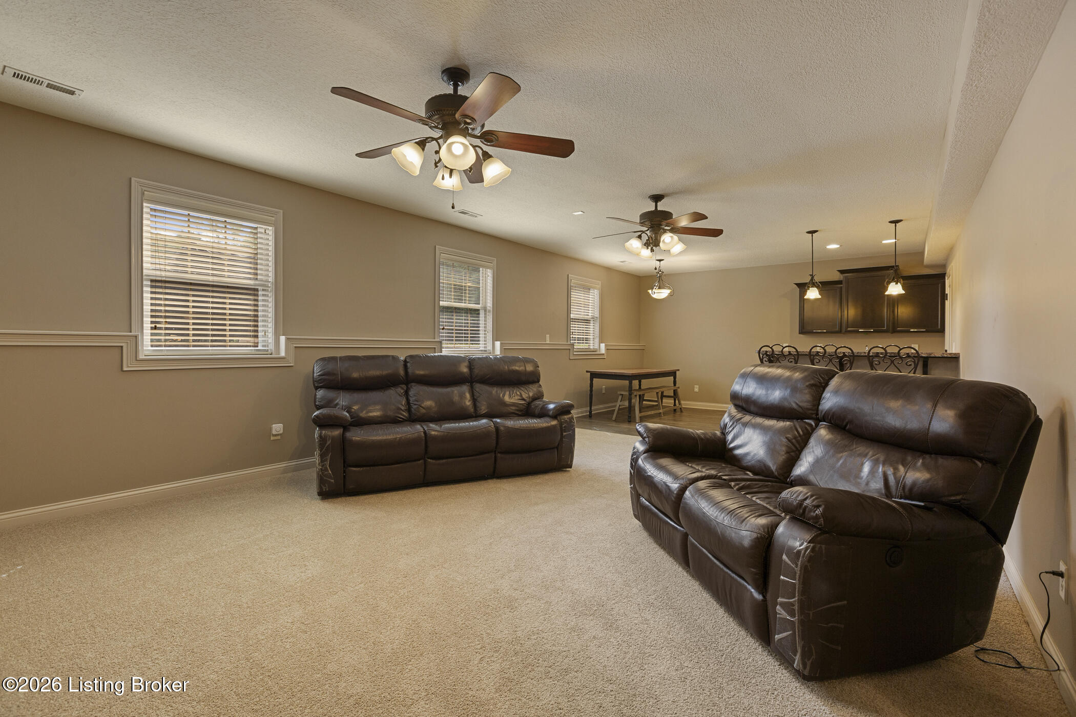 4063 Viewcrest Loop Property Photo 24