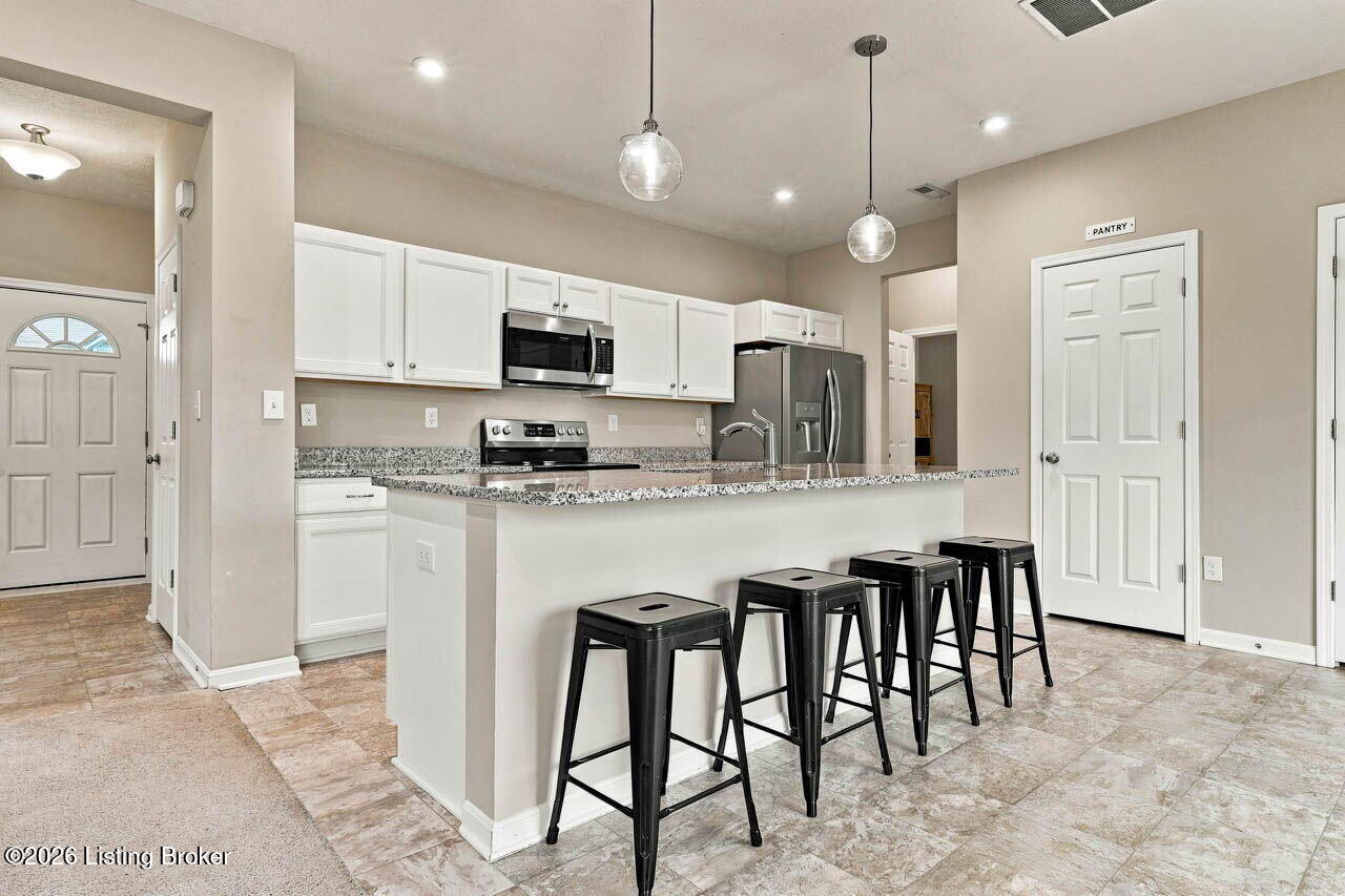 127 Eagles Crest Ct Property Photo 14