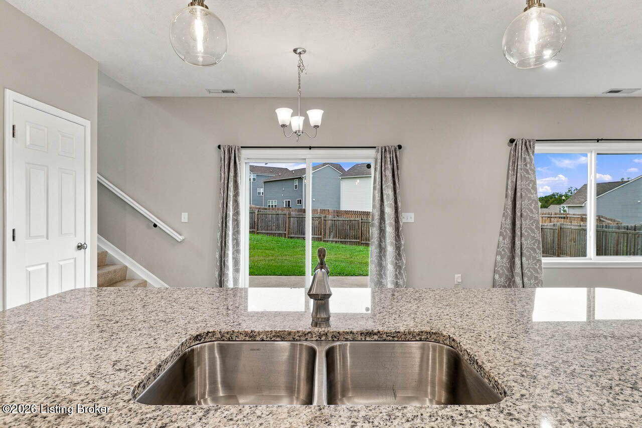 127 Eagles Crest Ct Property Photo 19