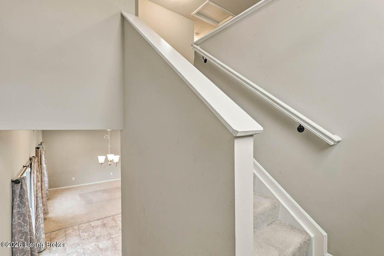 127 Eagles Crest Ct Property Photo 24