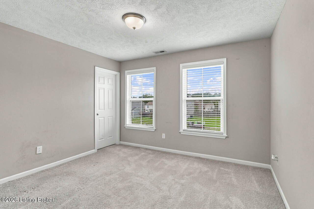 127 Eagles Crest Ct Property Photo 30