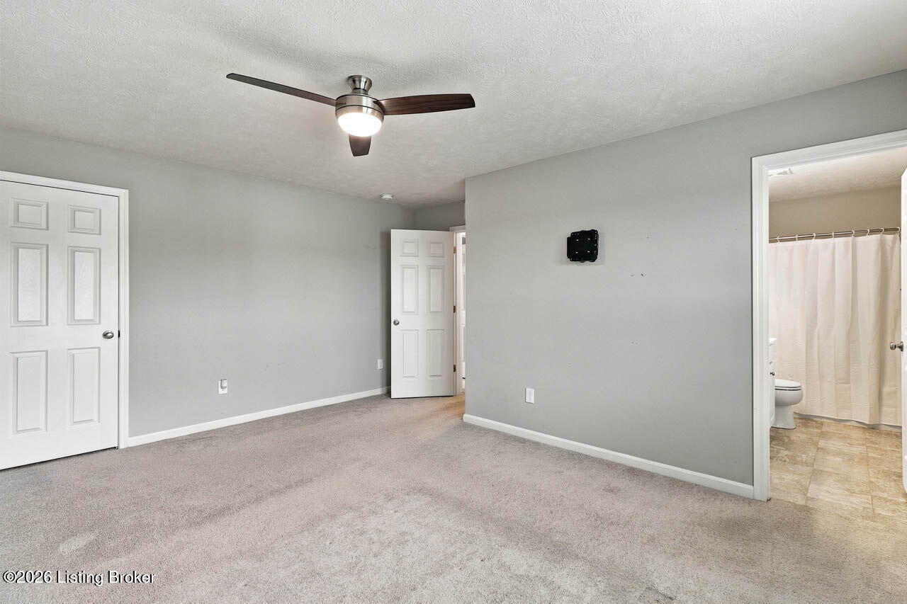 127 Eagles Crest Ct Property Photo 34