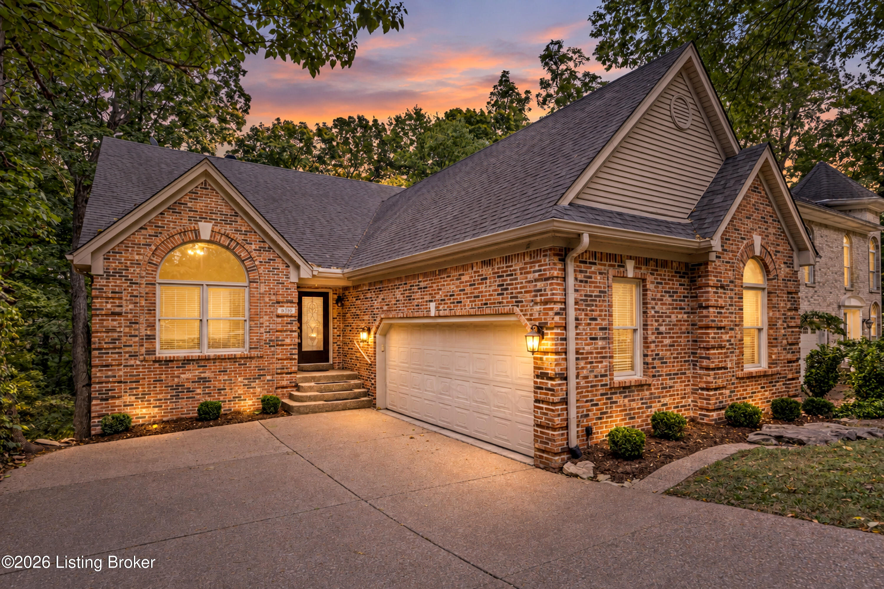 8710 Wooded Trail Ct Property Photo 1