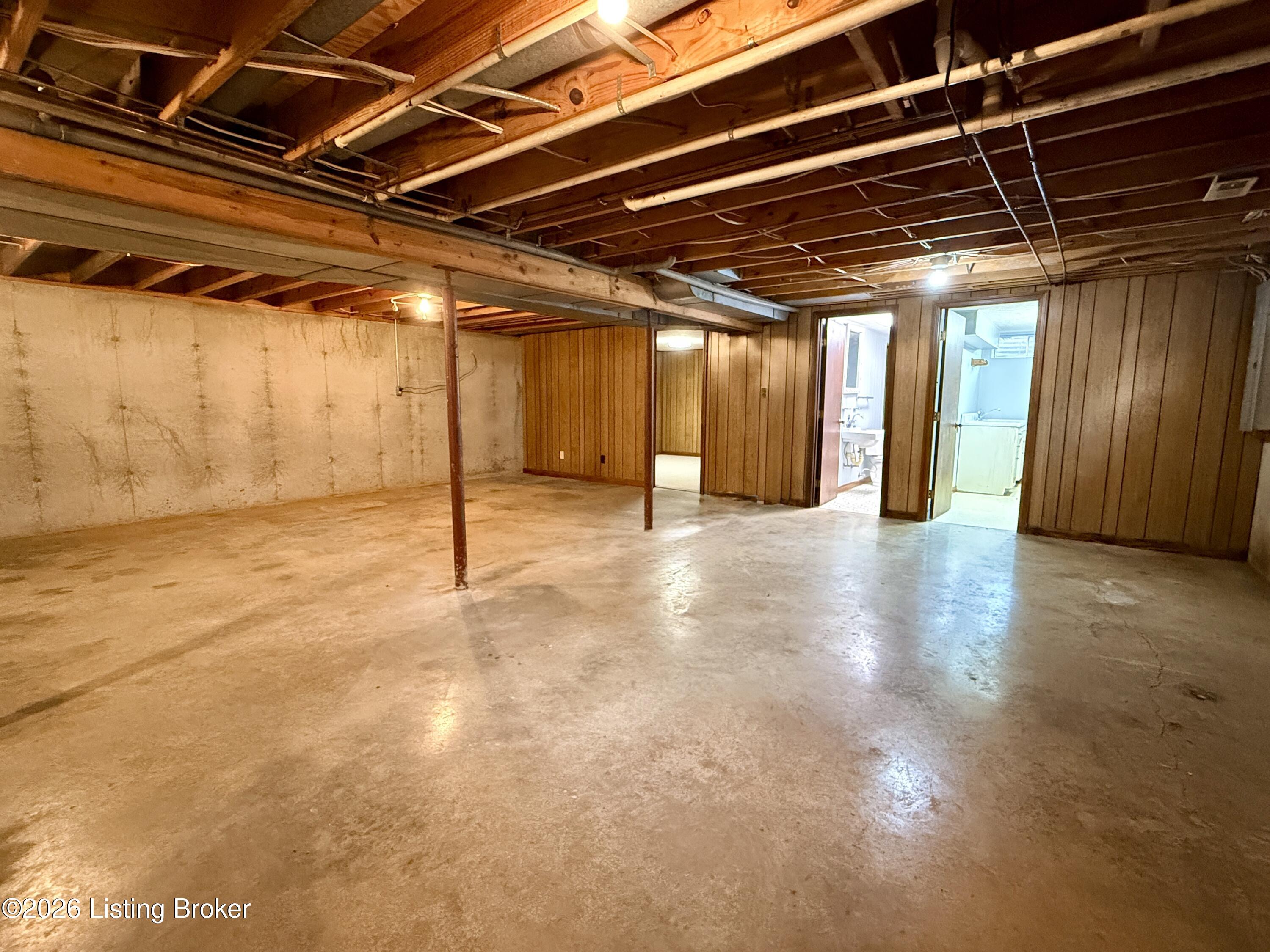 4198 Springfield Rd Property Photo 26