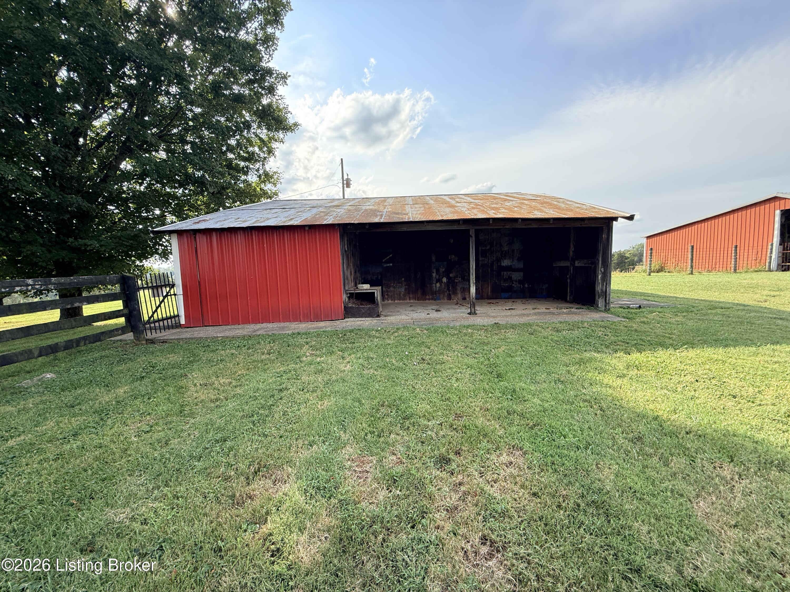 4198 Springfield Rd Property Photo 37