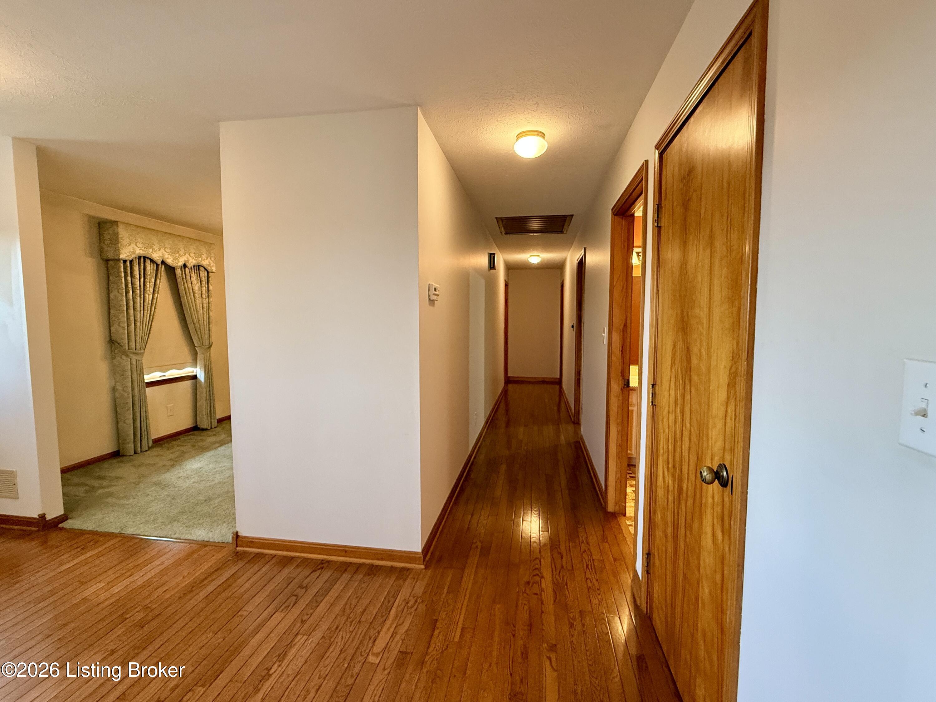 4198 Springfield Rd Property Photo 18