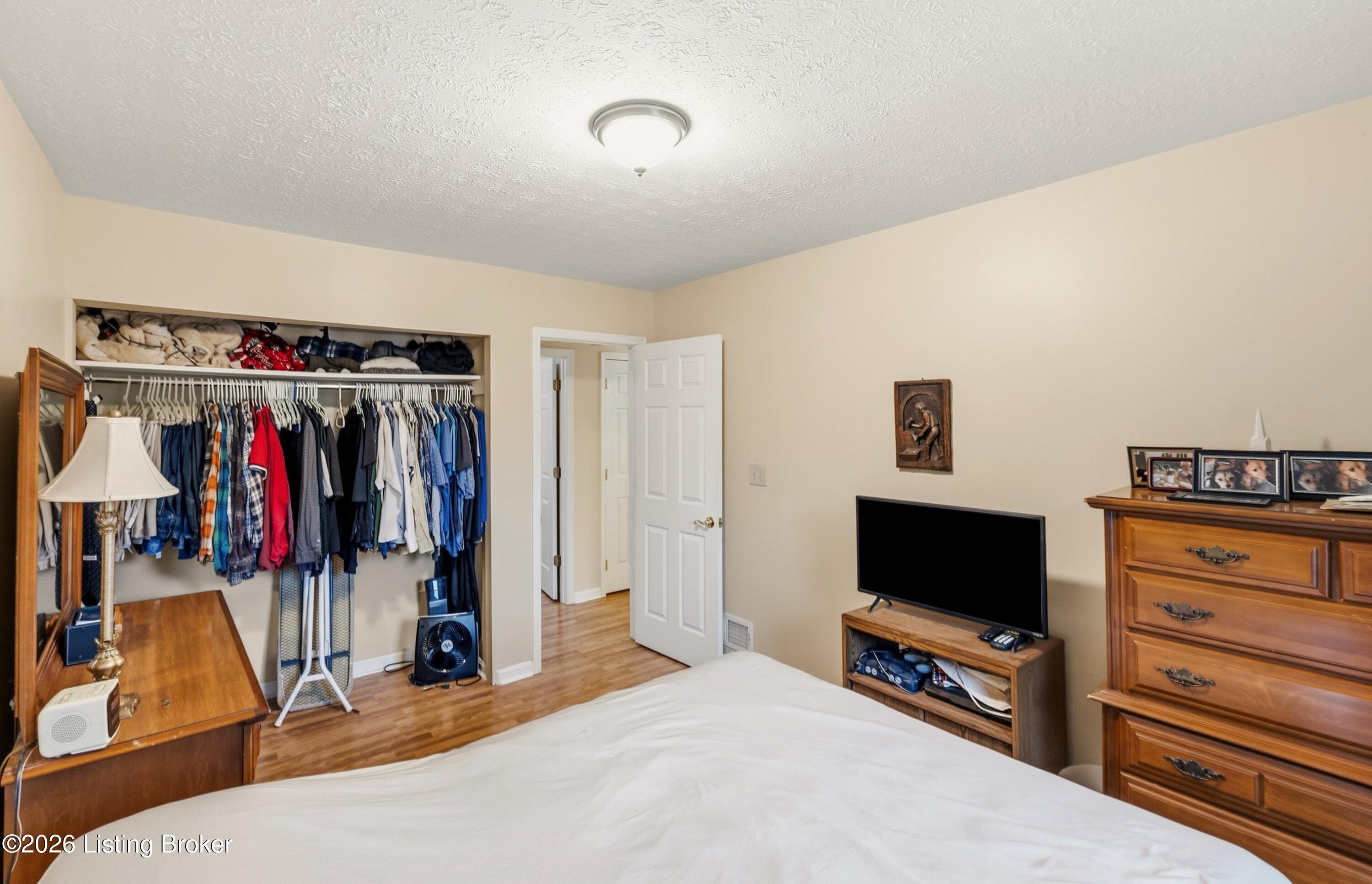 9300 Hillridge Dr Property Photo 11