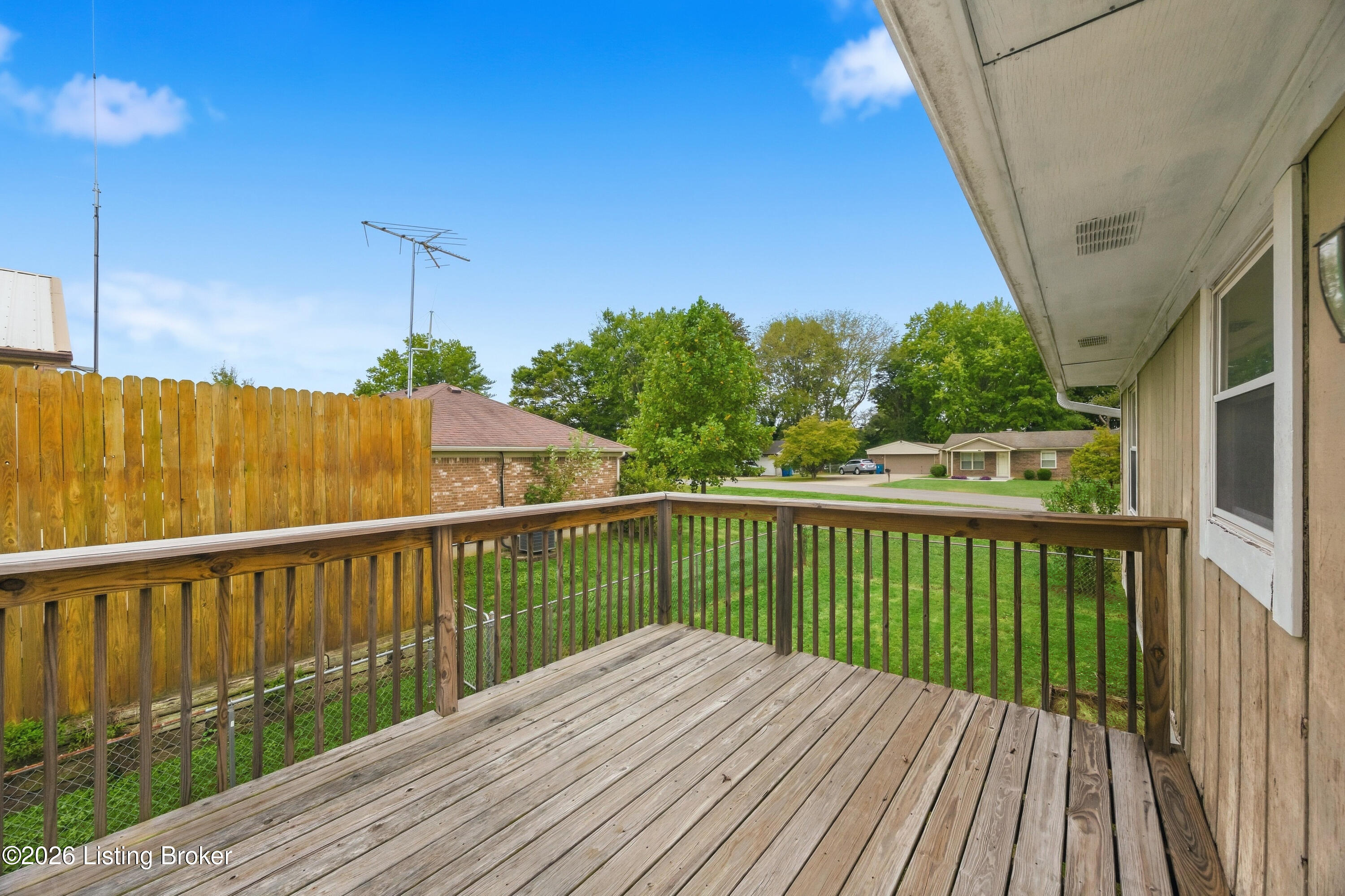 9300 Hillridge Dr Property Photo 20