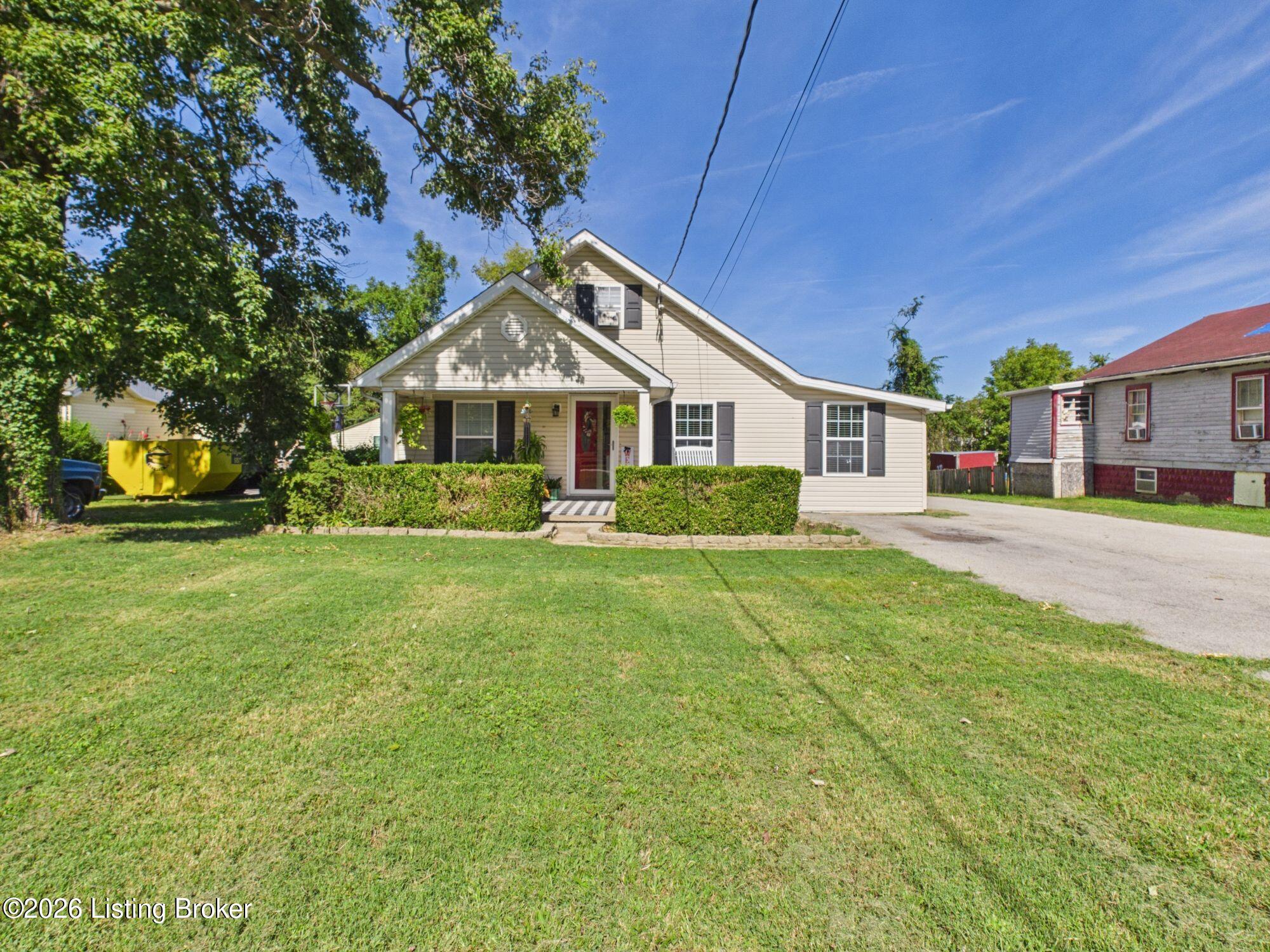 6617 W Orell Rd Property Photo 1