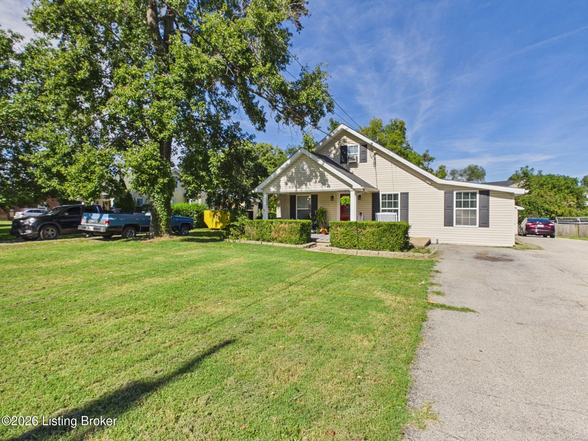 6617 W Orell Rd Property Photo 6