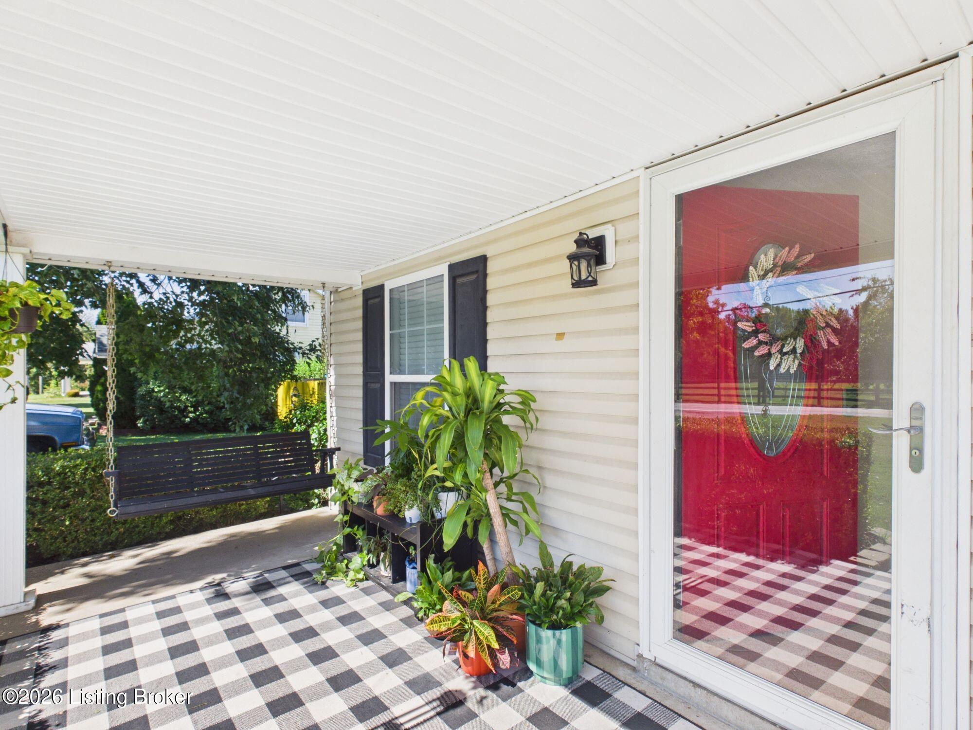 6617 W Orell Rd Property Photo 12