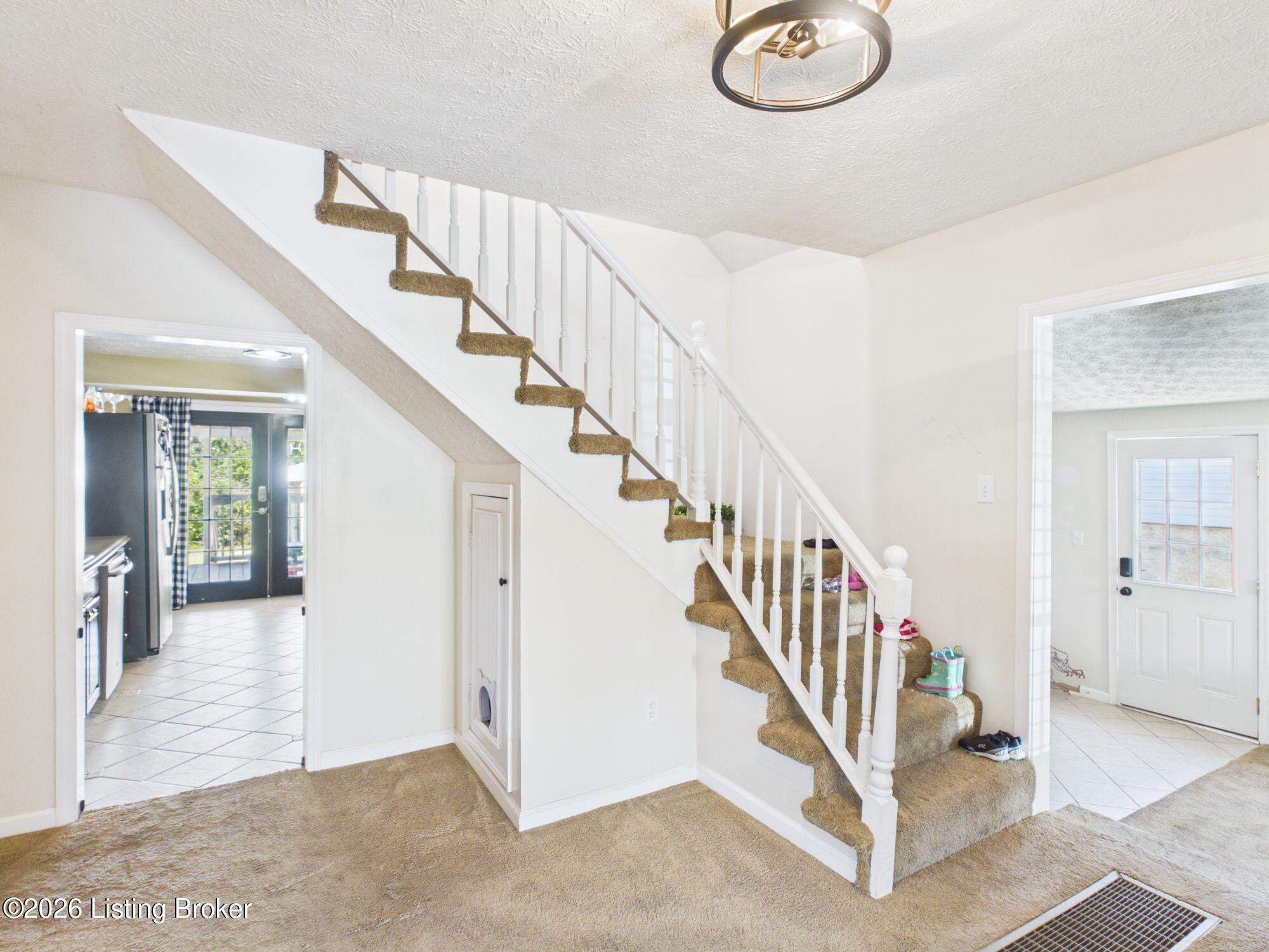 6617 W Orell Rd Property Photo 19
