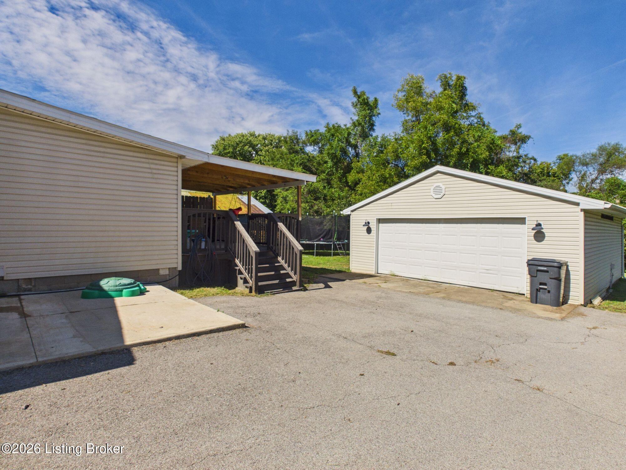 6617 W Orell Rd Property Photo 40