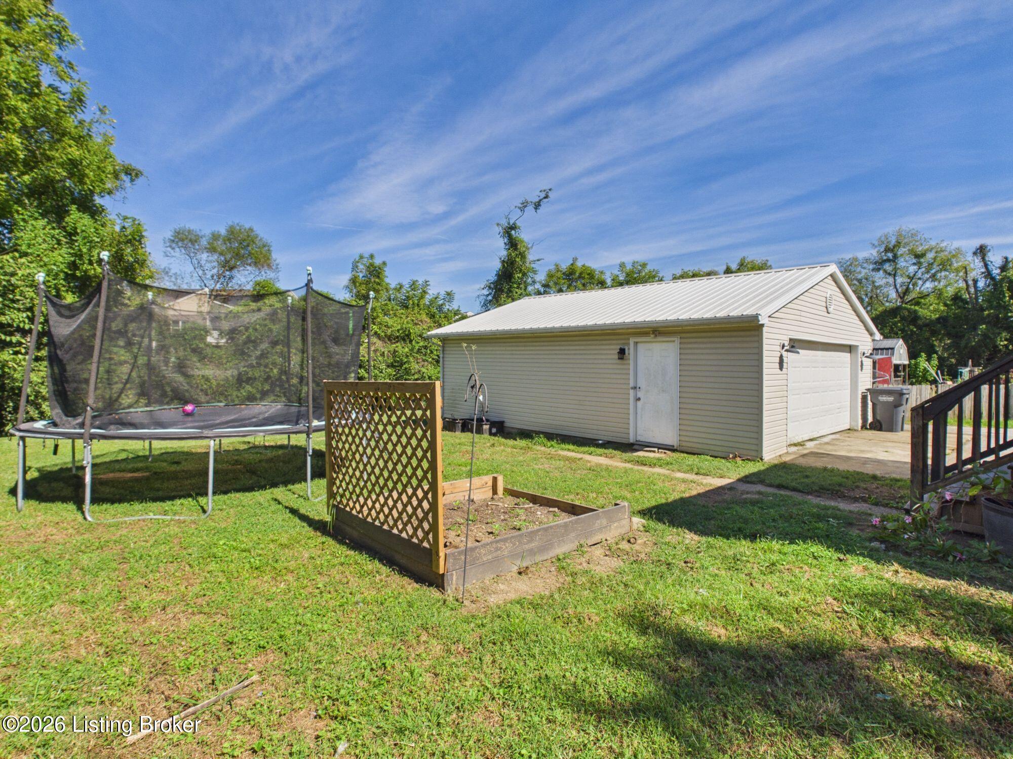 6617 W Orell Rd Property Photo 41