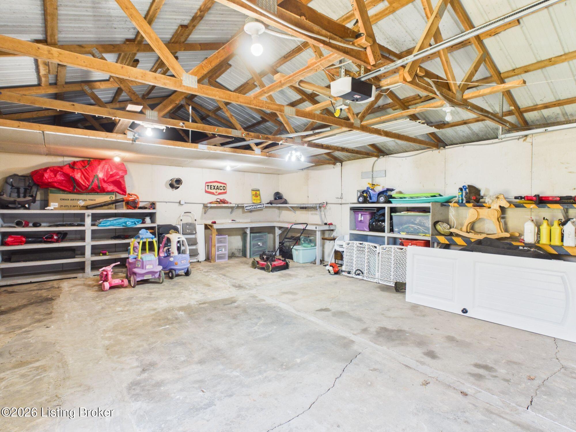 6617 W Orell Rd Property Photo 43