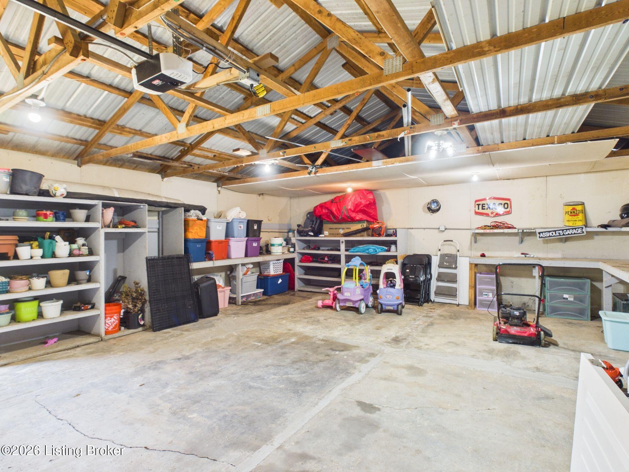 6617 W Orell Rd Property Photo 44