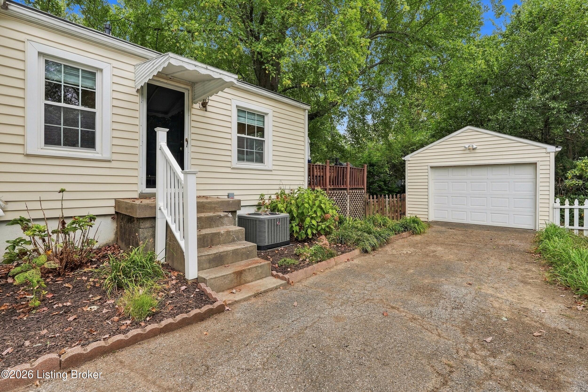 209 Bonner Ave Property Photo 30