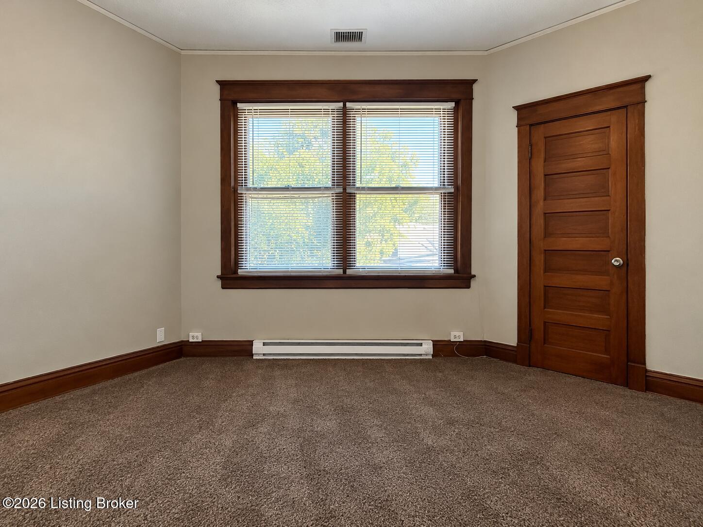 1109 E Kentucky St 4 Property Photo 5